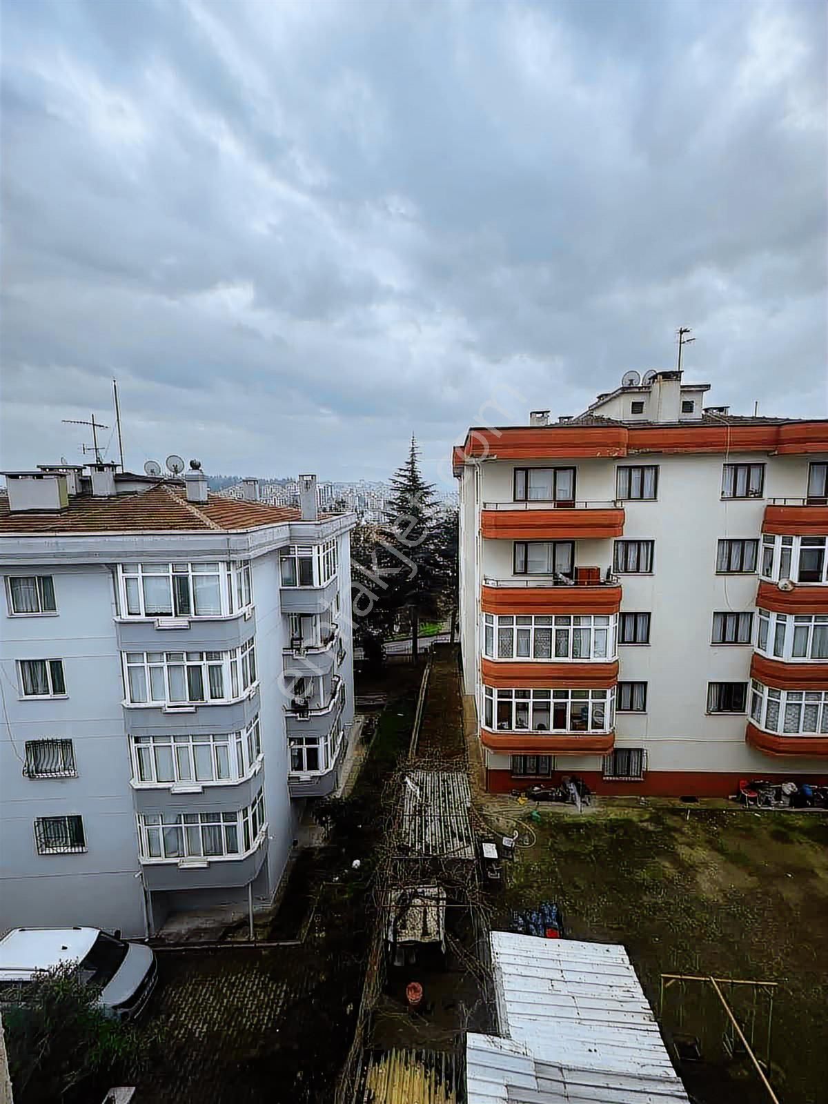 G A Dan Beşevler Karnur Çisel Sitesi 2+1 Satılık - Görsel 13
