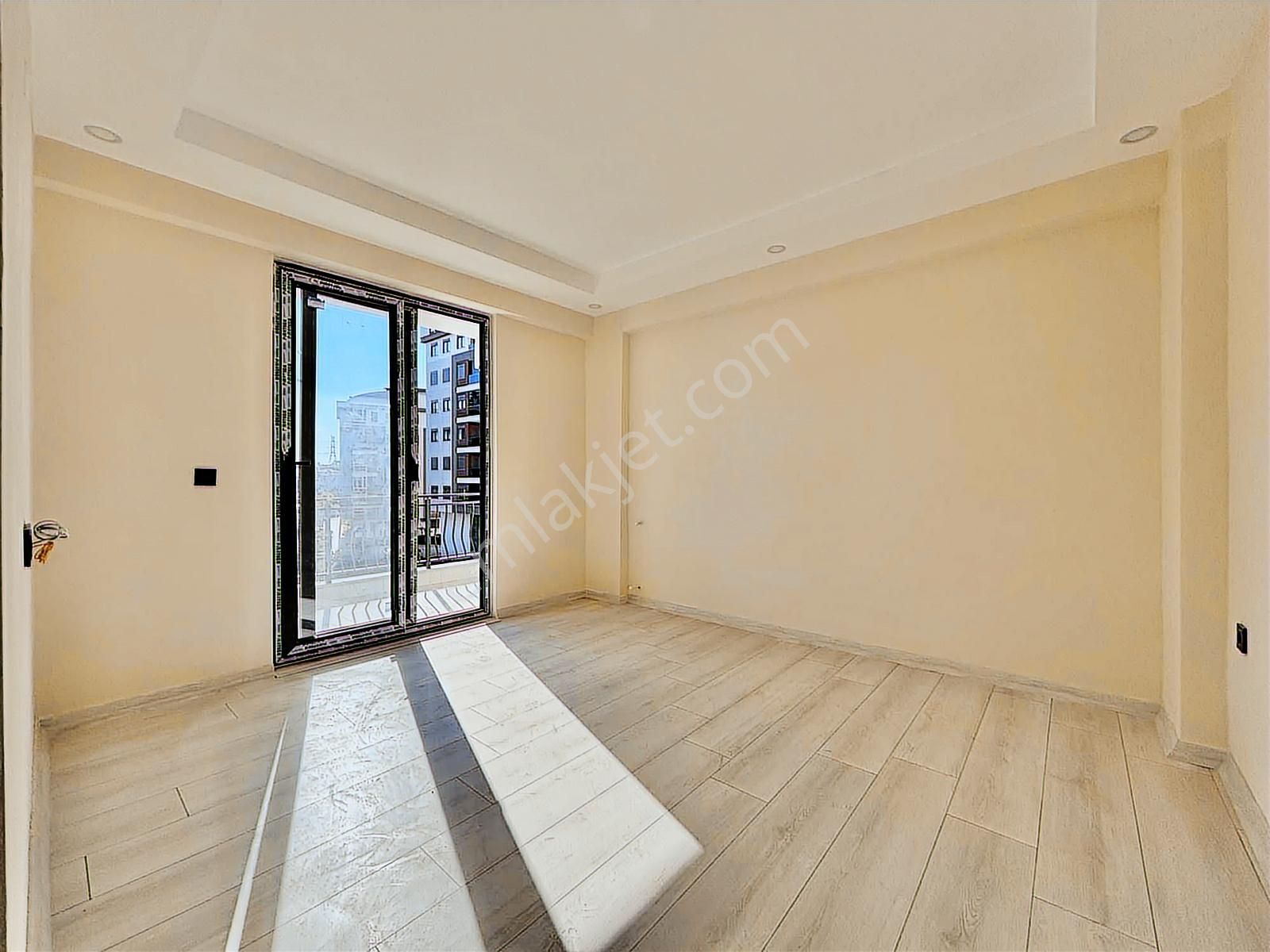 Aydoğmuşta Sıfır Site İçi Havuzlu Katta 2+1 Kiralık Daire - Görsel 2