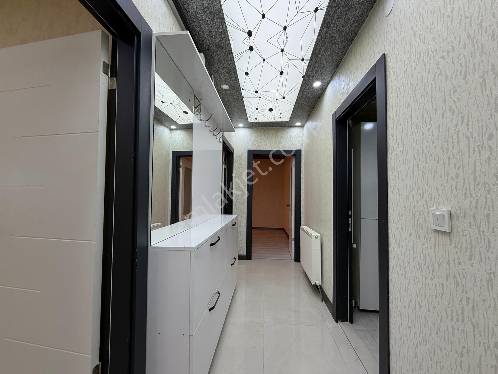 Keçiören'de Yeni Binada Giriş Katta Ful+ful Yapılı Acil Satılık - Görsel 30