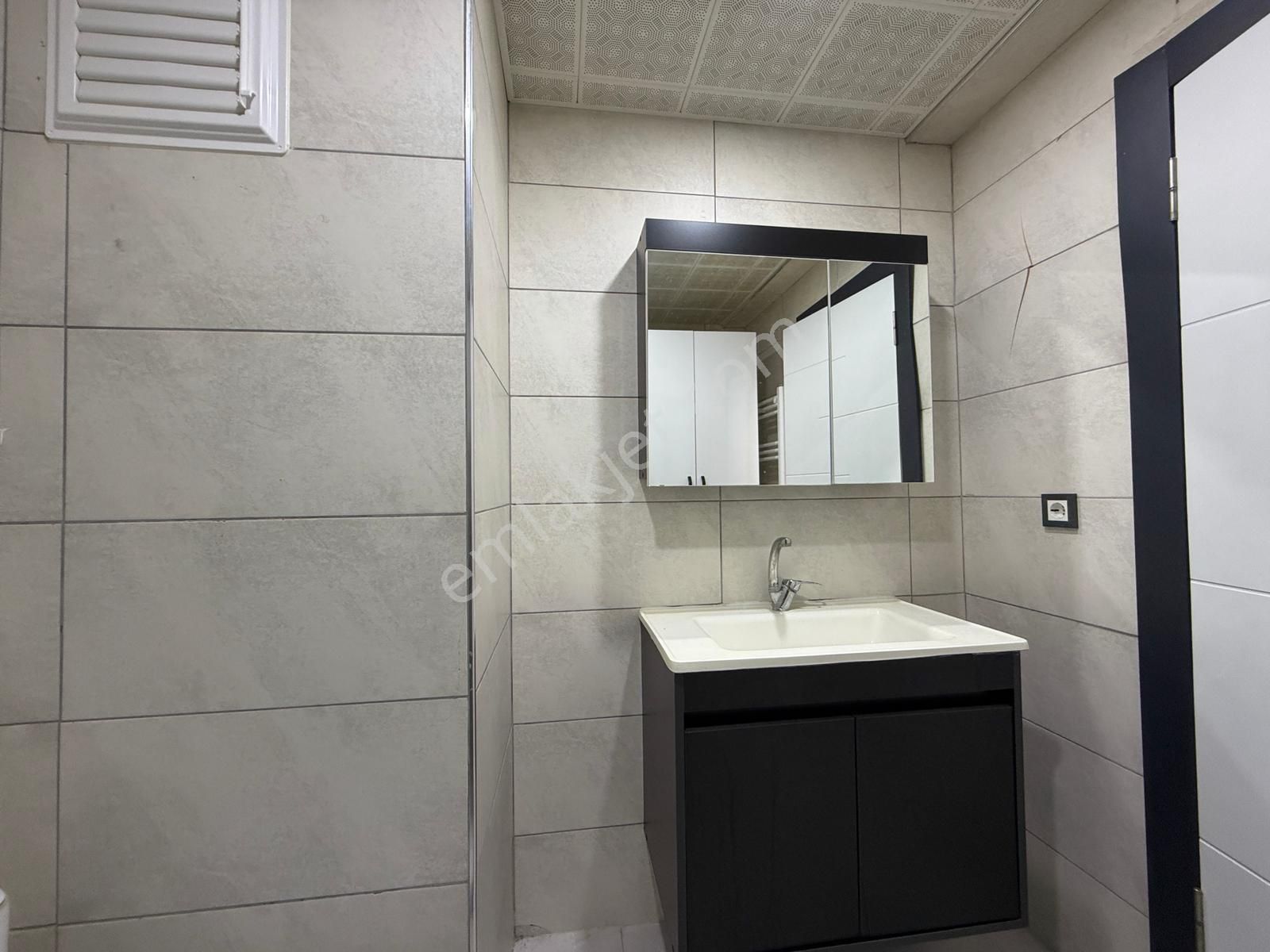 Keçiören'de Yeni Binada Giriş Katta Ful+ful Yapılı Acil Satılık - Görsel 34