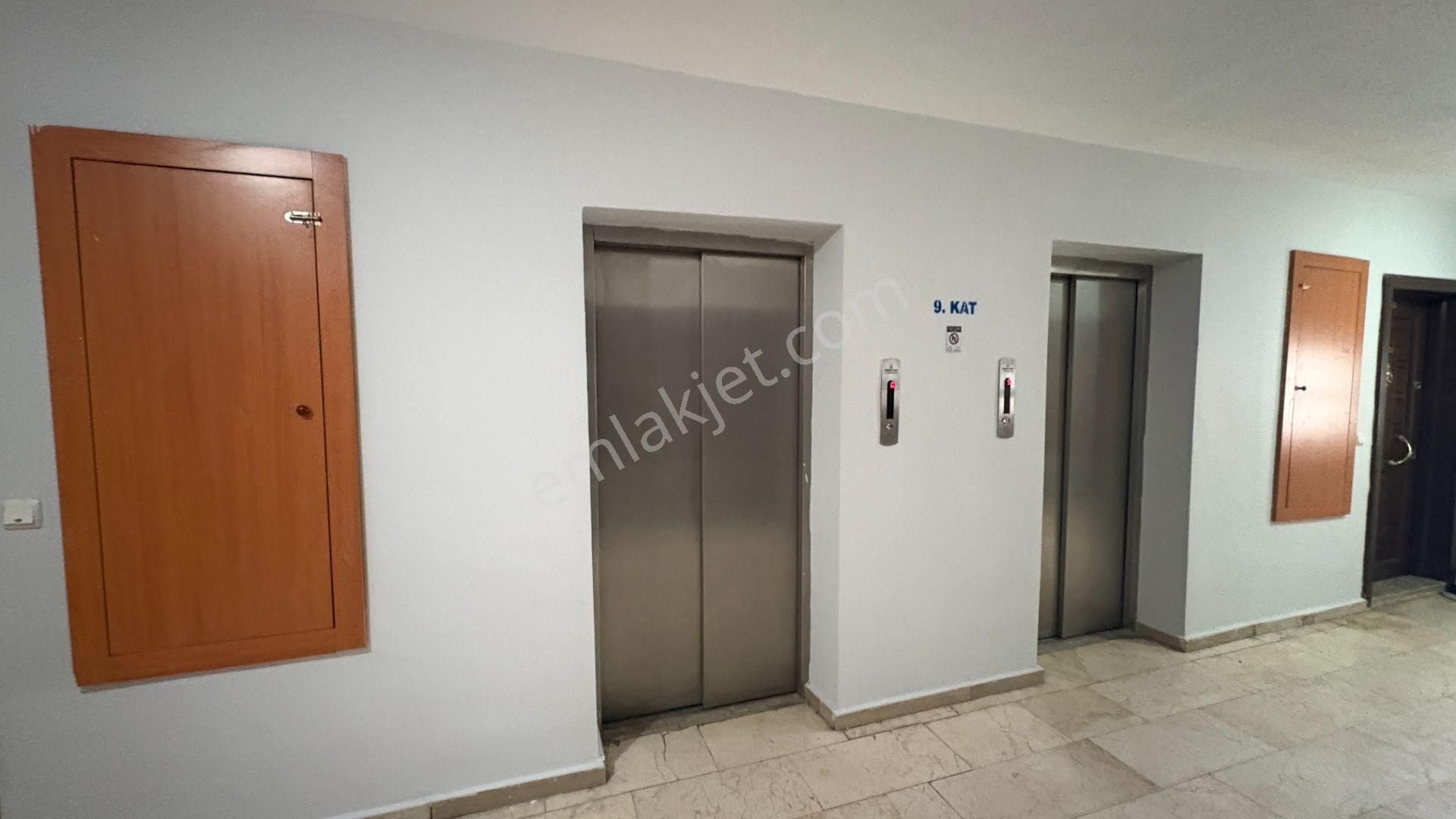 Bahçecik Mahallesinde 7/24 Güvenlikli Kiralık 3+1 Daire - Görsel 3