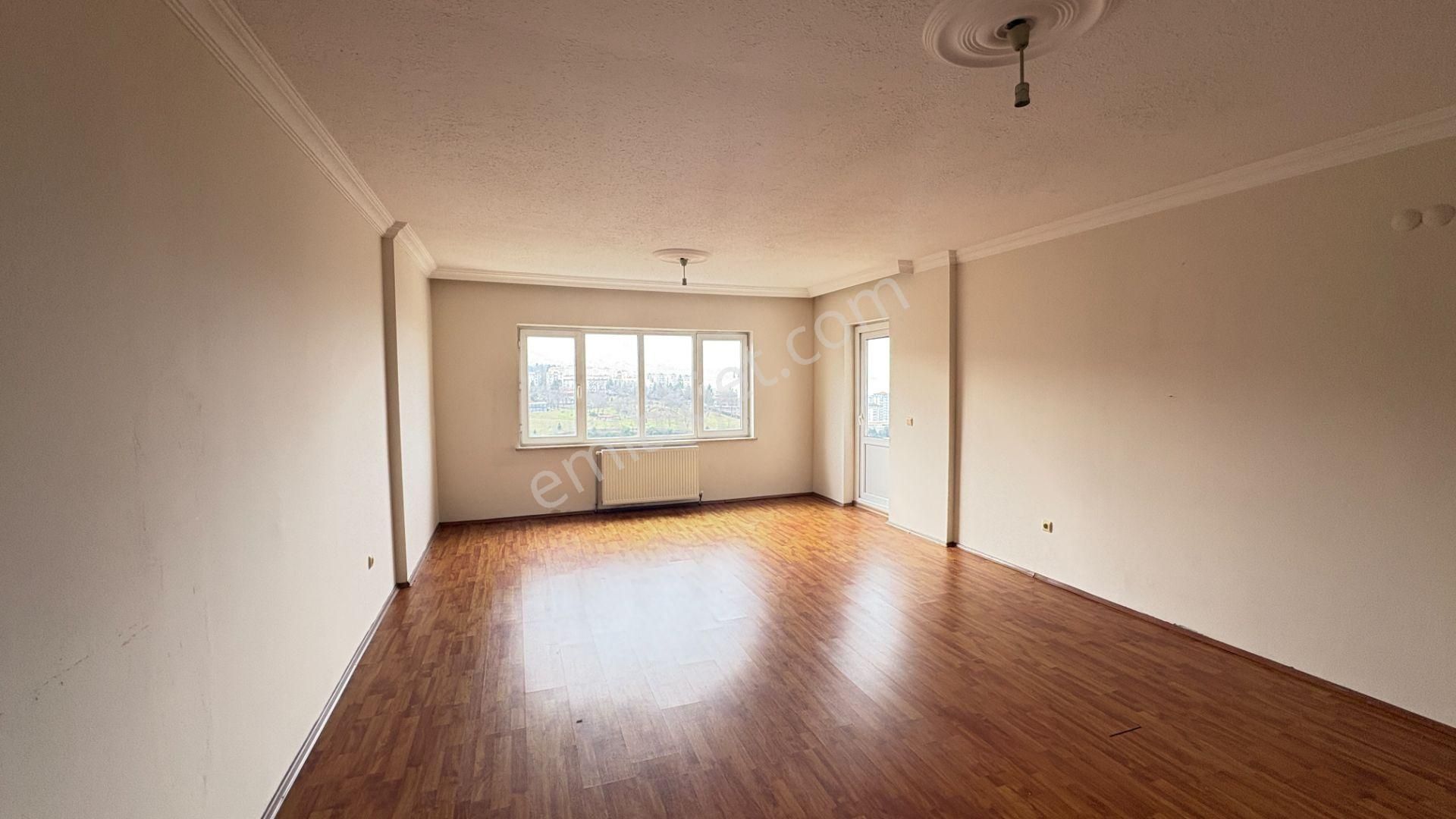 Bahçecik Mahallesinde 7/24 Güvenlikli Kiralık 3+1 Daire - Görsel 8