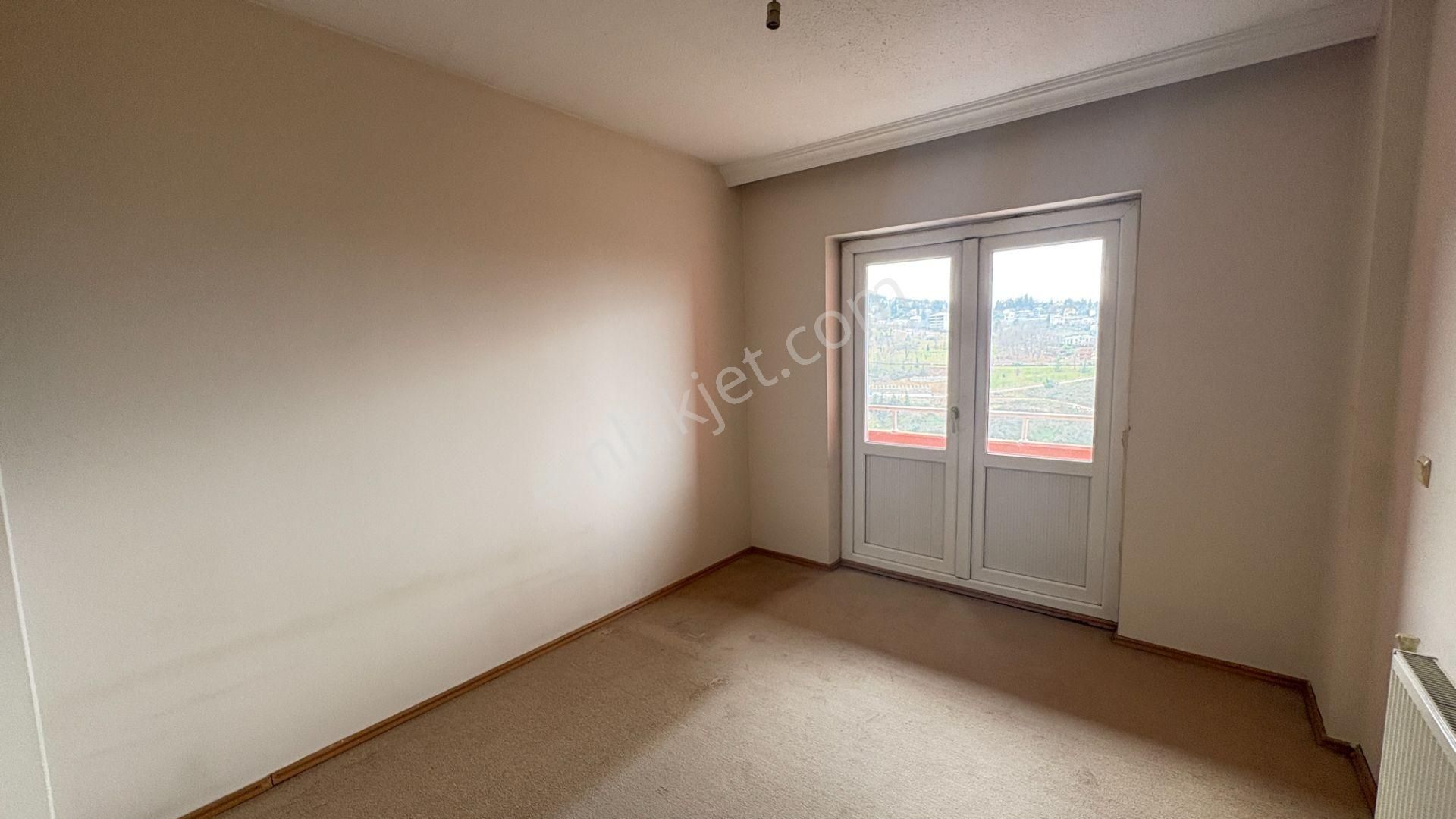 Bahçecik Mahallesinde 7/24 Güvenlikli Kiralık 3+1 Daire - Görsel 24