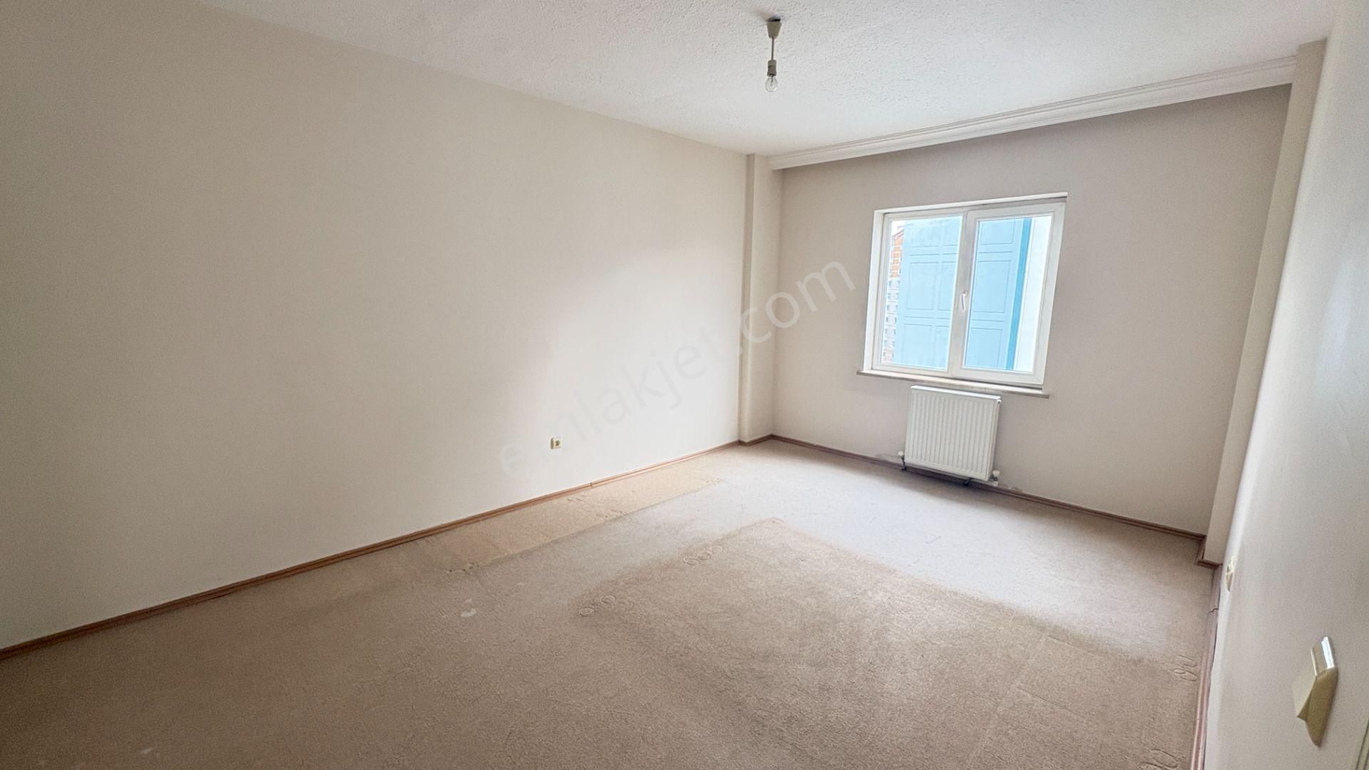 Bahçecik Mahallesinde 7/24 Güvenlikli Kiralık 3+1 Daire - Görsel 18