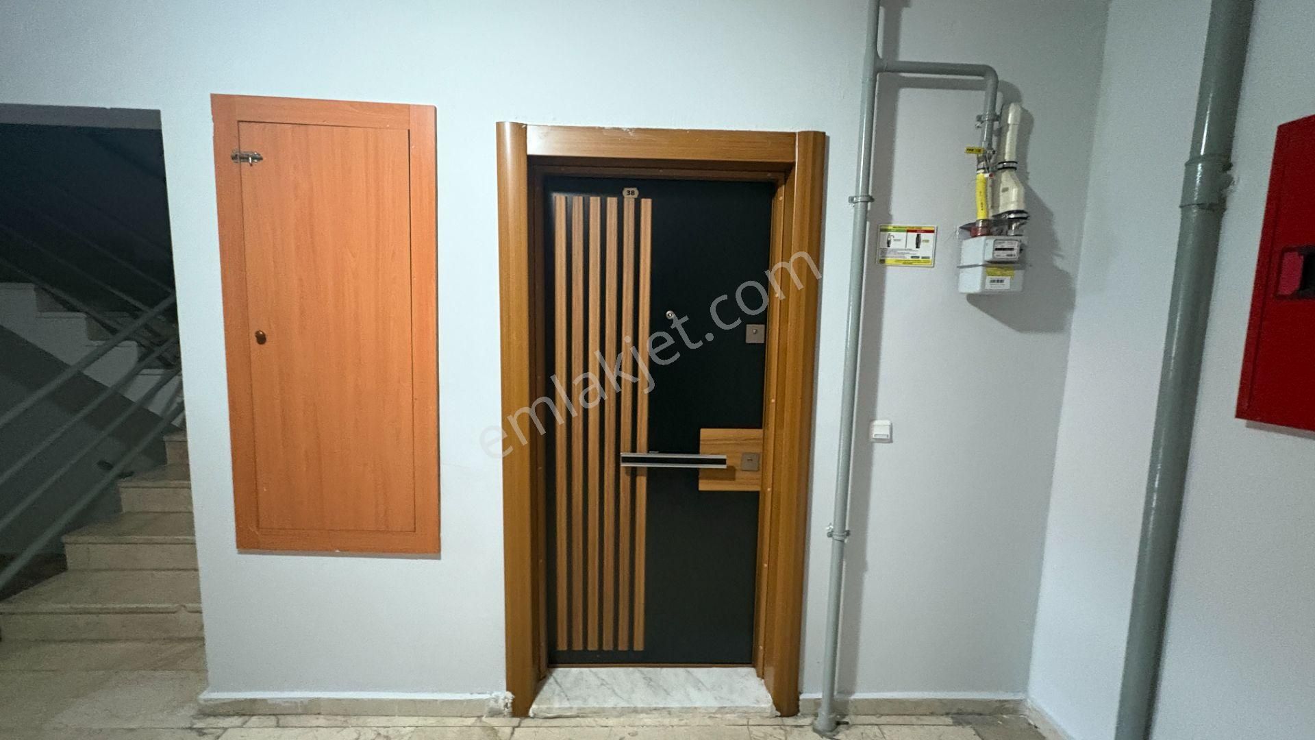 Bahçecik Mahallesinde 7/24 Güvenlikli Kiralık 3+1 Daire - Görsel 4