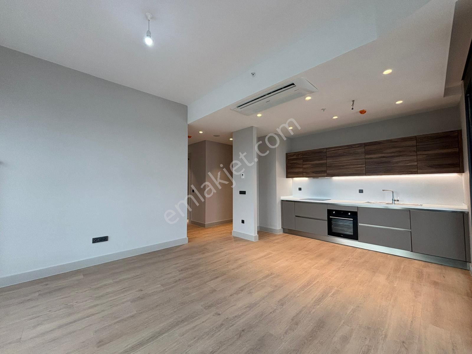 Alsancak Evora Projesi 2+1 15. Kat Deniz Manzaralı Kiralık Daire! - Görsel 4