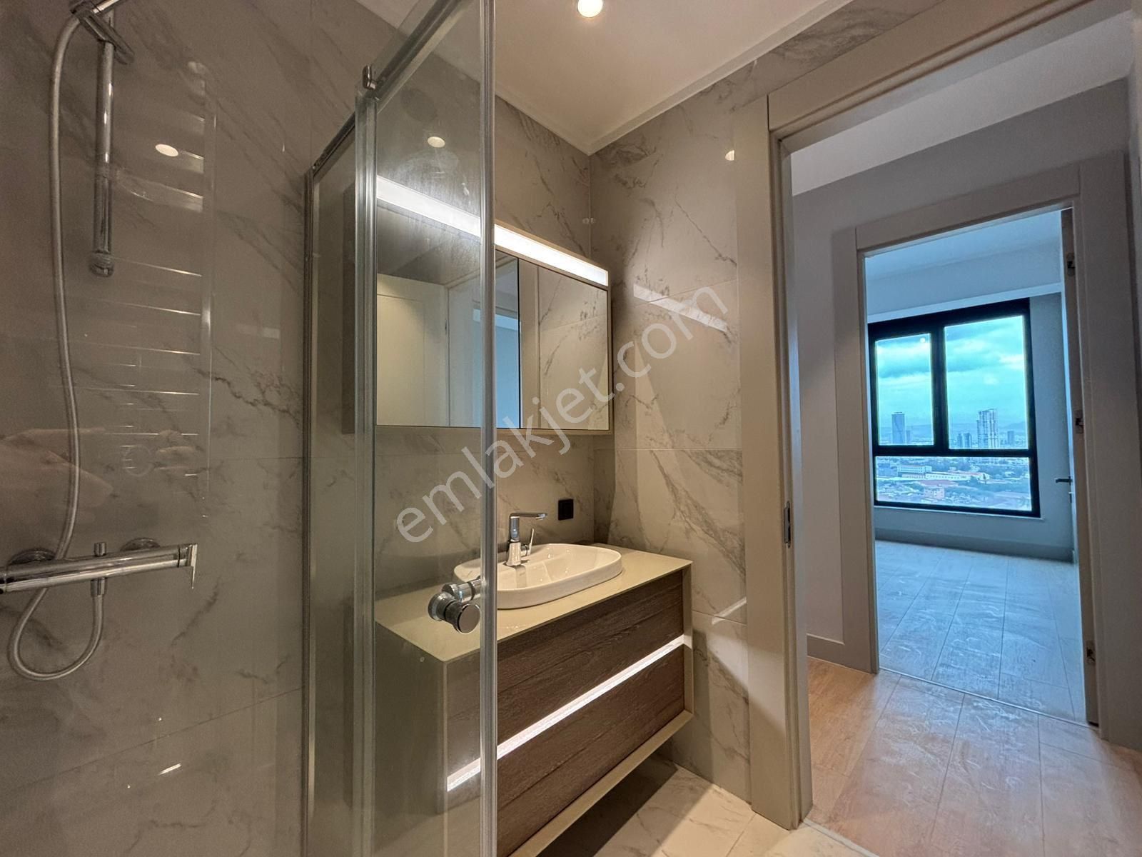 Alsancak Evora Projesi 2+1 15. Kat Deniz Manzaralı Kiralık Daire! - Görsel 14