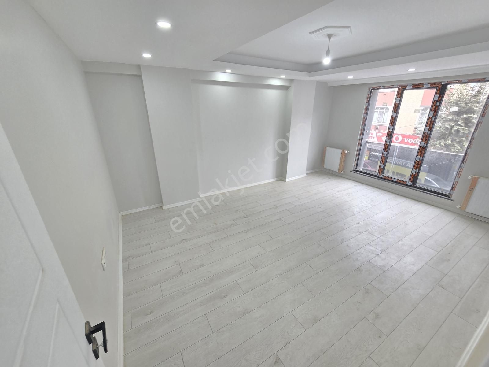 Pusula İnş.tan Cebeci Mah Merkez Camisne Yakın 100m2 3kat Daire - Görsel 13