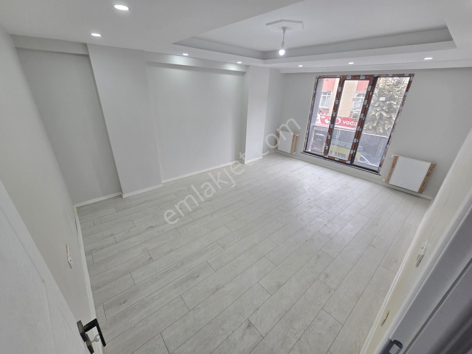 Pusula İnş.tan Cebeci Mah Merkez Camisne Yakın 100m2 3kat Daire - Görsel 4