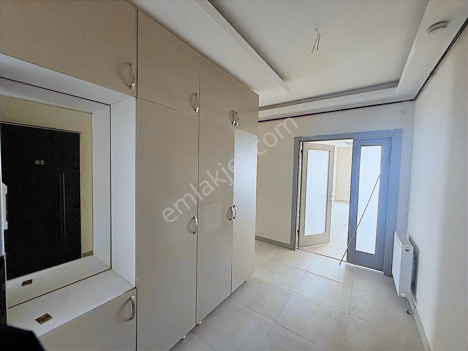 Saraycıkta Sıfır 8.katta Manzaralı Cift Banyo Geniş 3+1 Kiralık - Görsel 31