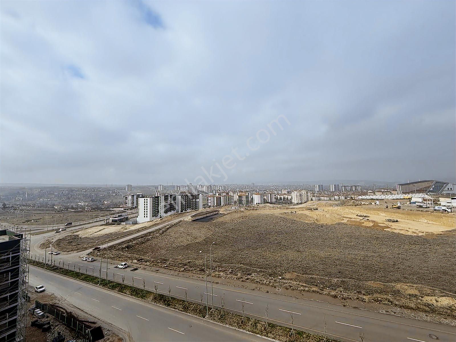 Saraycıkta Sıfır 8.katta Manzaralı Cift Banyo Geniş 3+1 Kiralık - Görsel 10