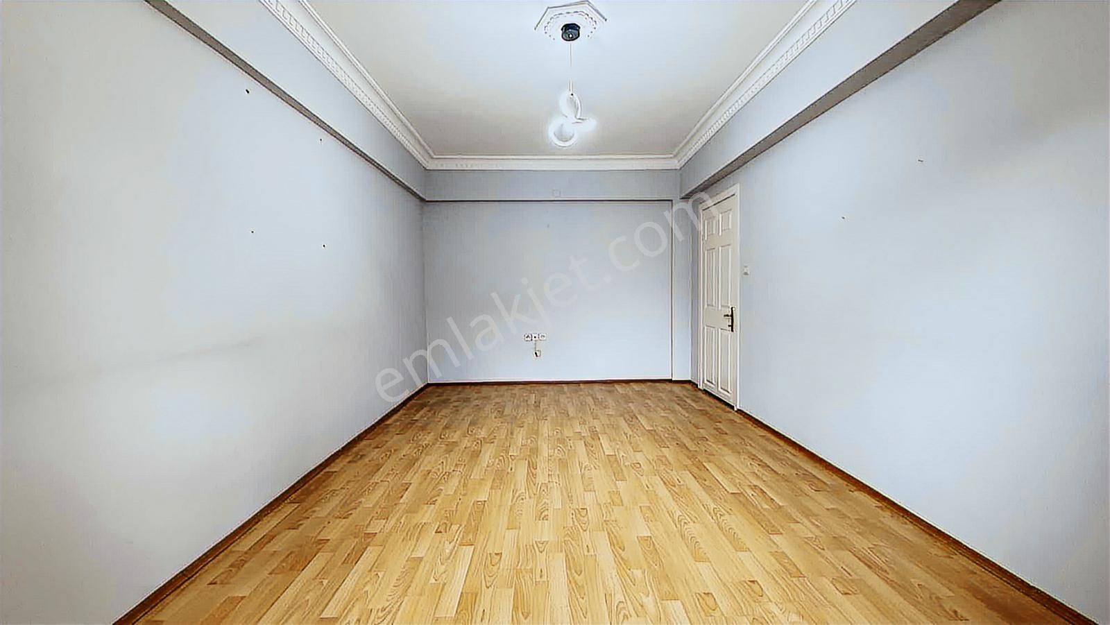 İki Büyük Balkonlu Ara Katta Bağımsız Ön Cephede 3+1 Kiralık - Görsel 22