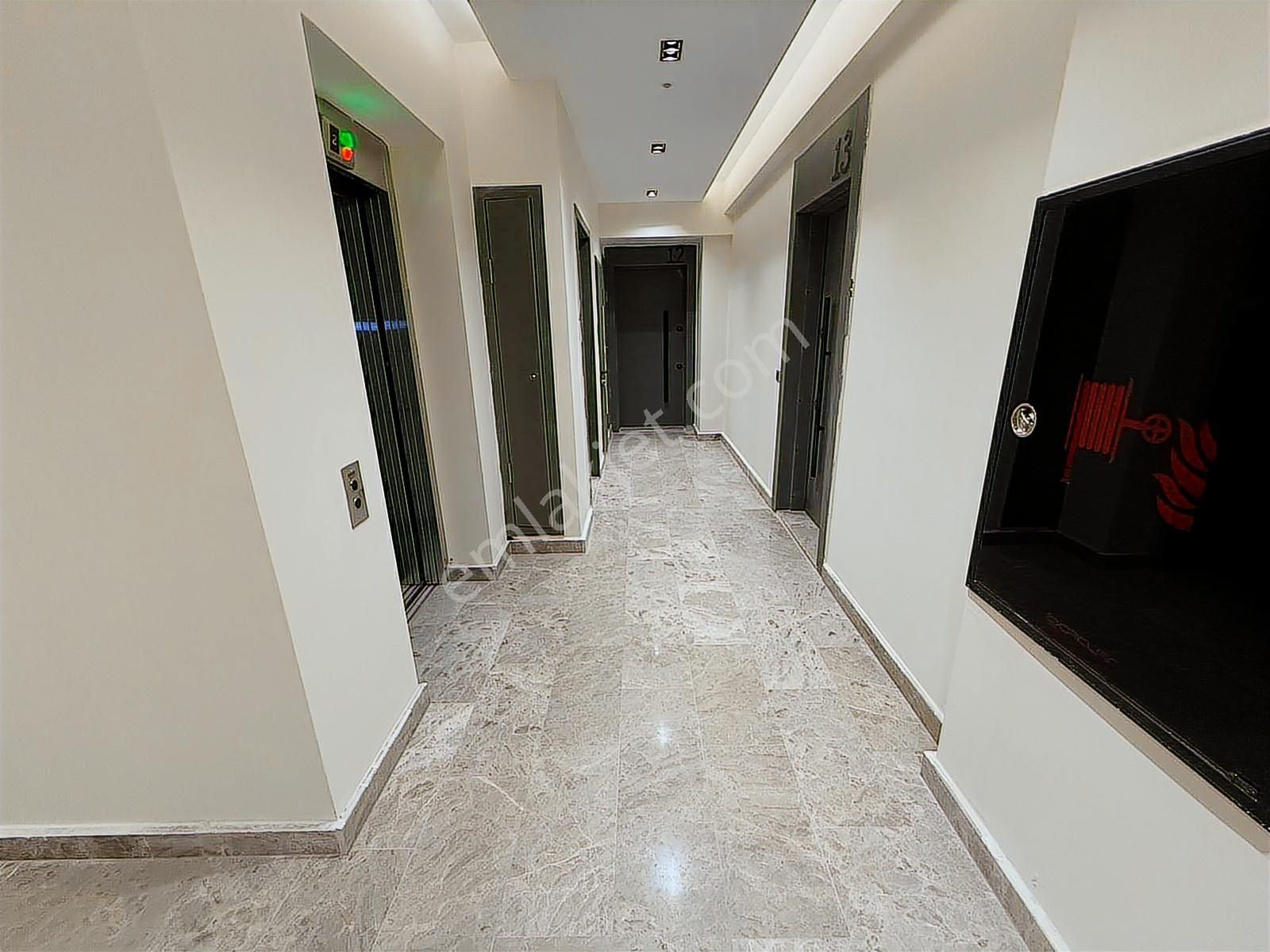 Altıntaş Antoryum'da Geniş 1+1 Balkonlu Konsept Sitede Satılık - Görsel 31