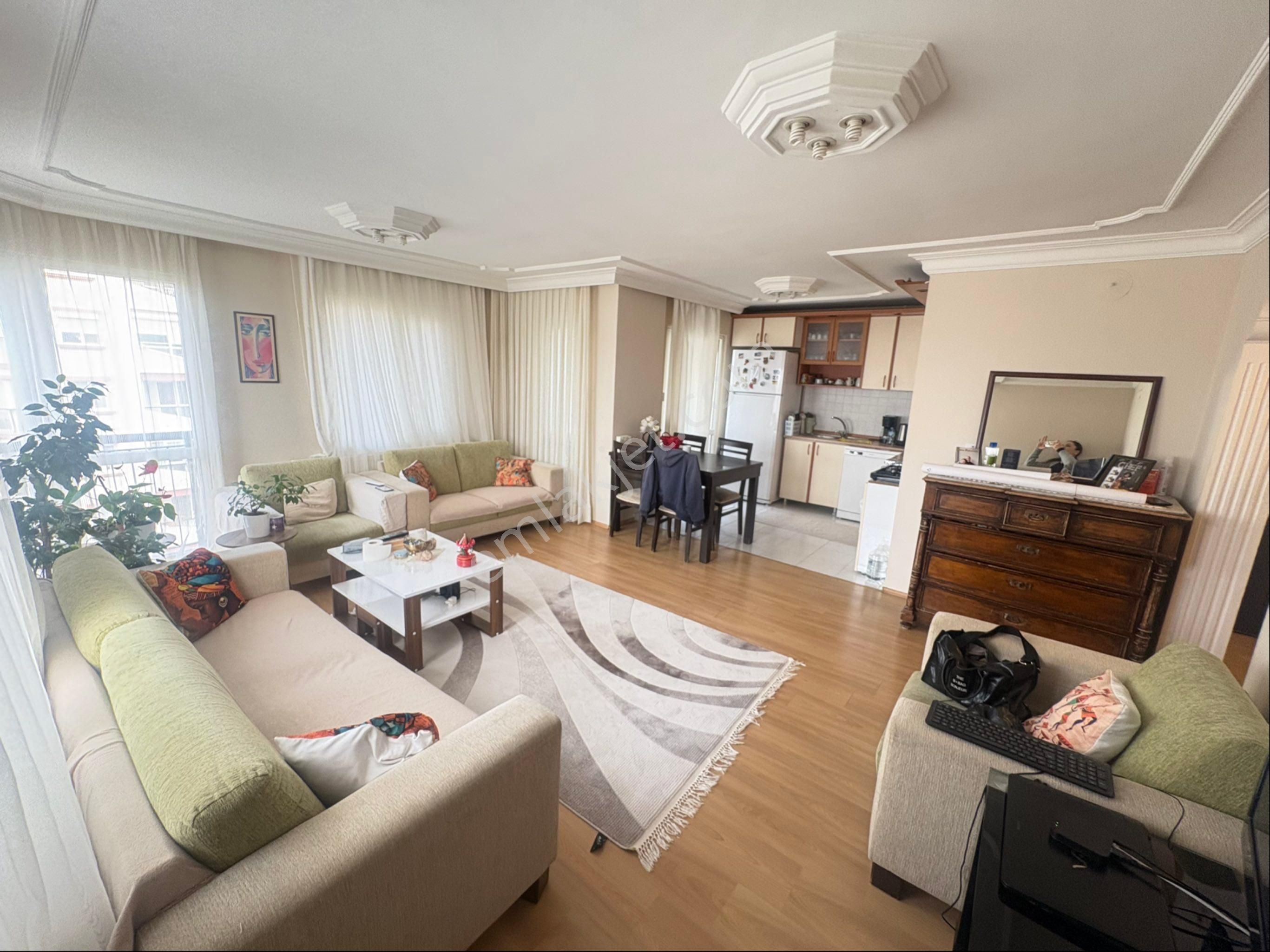 Egekentte Ara Kat Ön Cephe D.gazlı Klimalı Yatırıma Uygun Satılık 2+1 Daire - Görsel 2