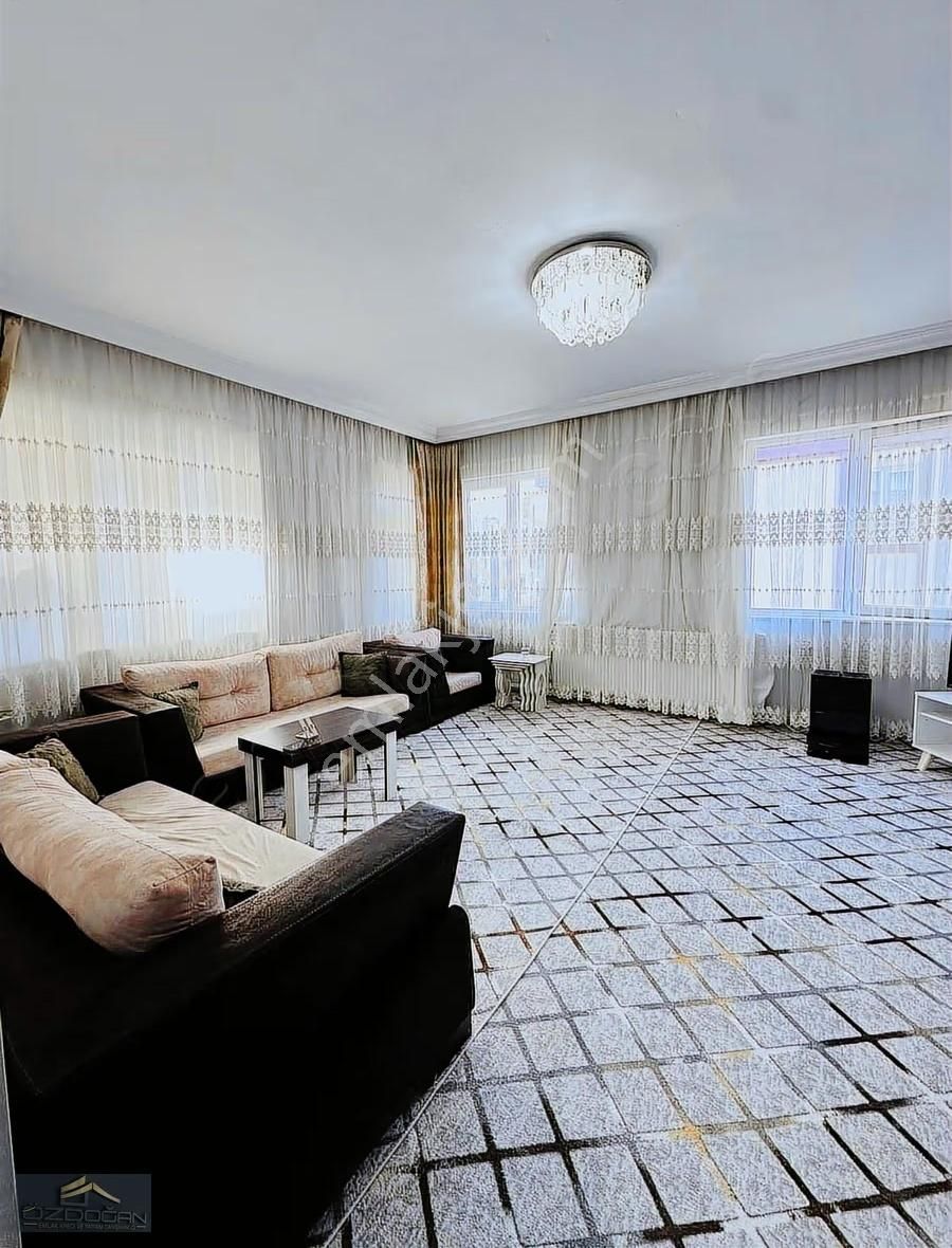 Kuzeyyaka'da Cd.üstü 3+1 130m2 Eveveyn Banyolu Doğalgaz Lı Daire - Görsel 3