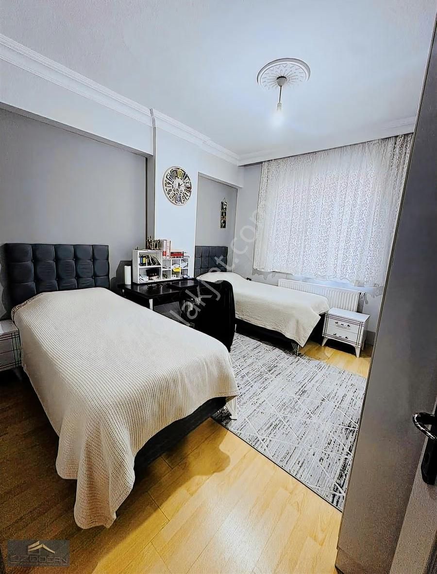 Kuzeyyaka'da Cd.üstü 3+1 130m2 Eveveyn Banyolu Doğalgaz Lı Daire - Görsel 9