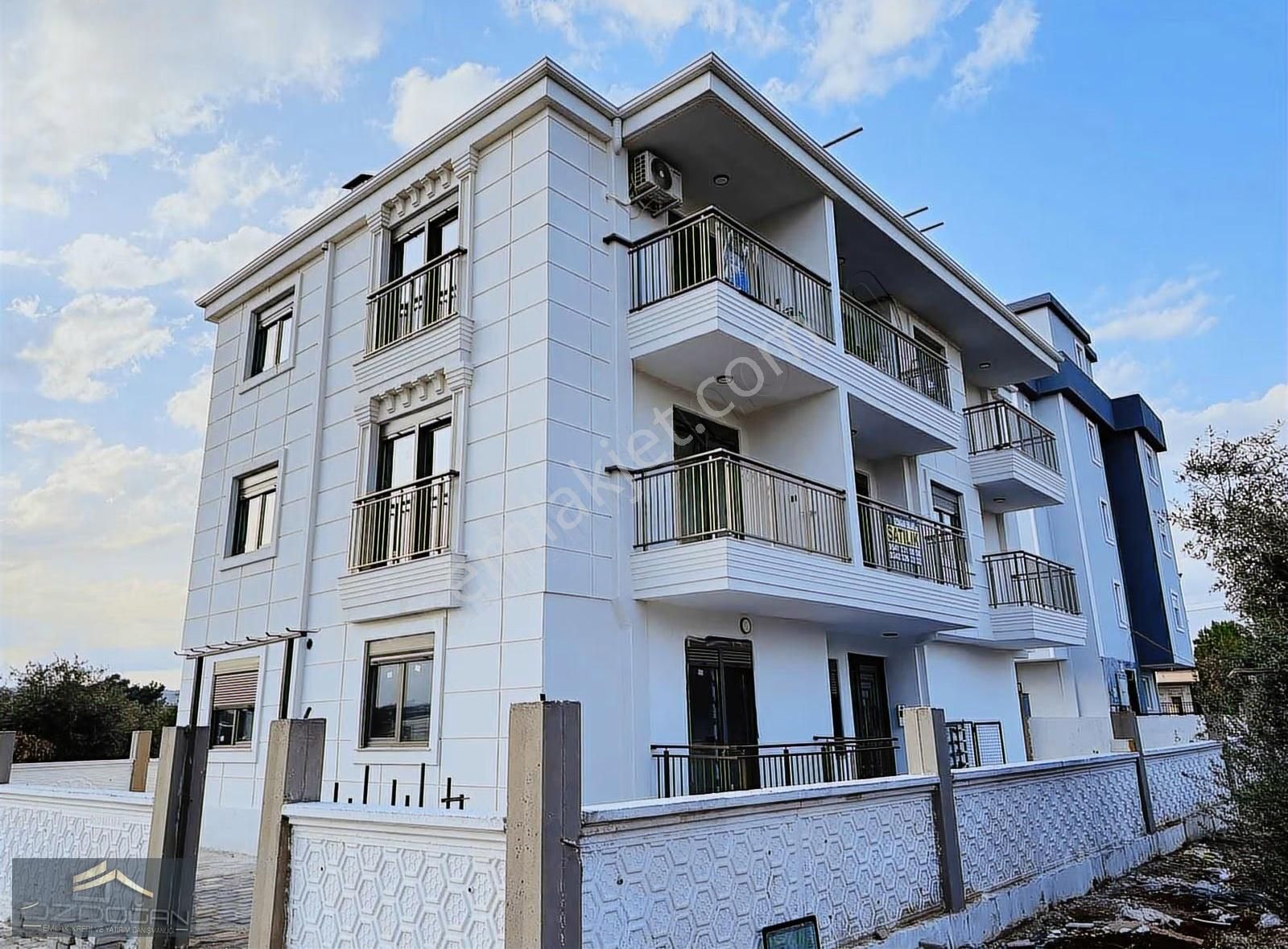 Özdoğan Emlaktan Demirel De 1+1 45m2 Katta Sıfır Daire