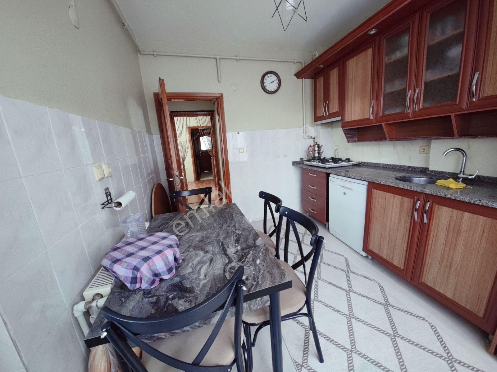 Tepebaşı Camii'ne, Ana Caddeye Yakin,3+1 110m2 Banyo Wc Ayri - Görsel 24