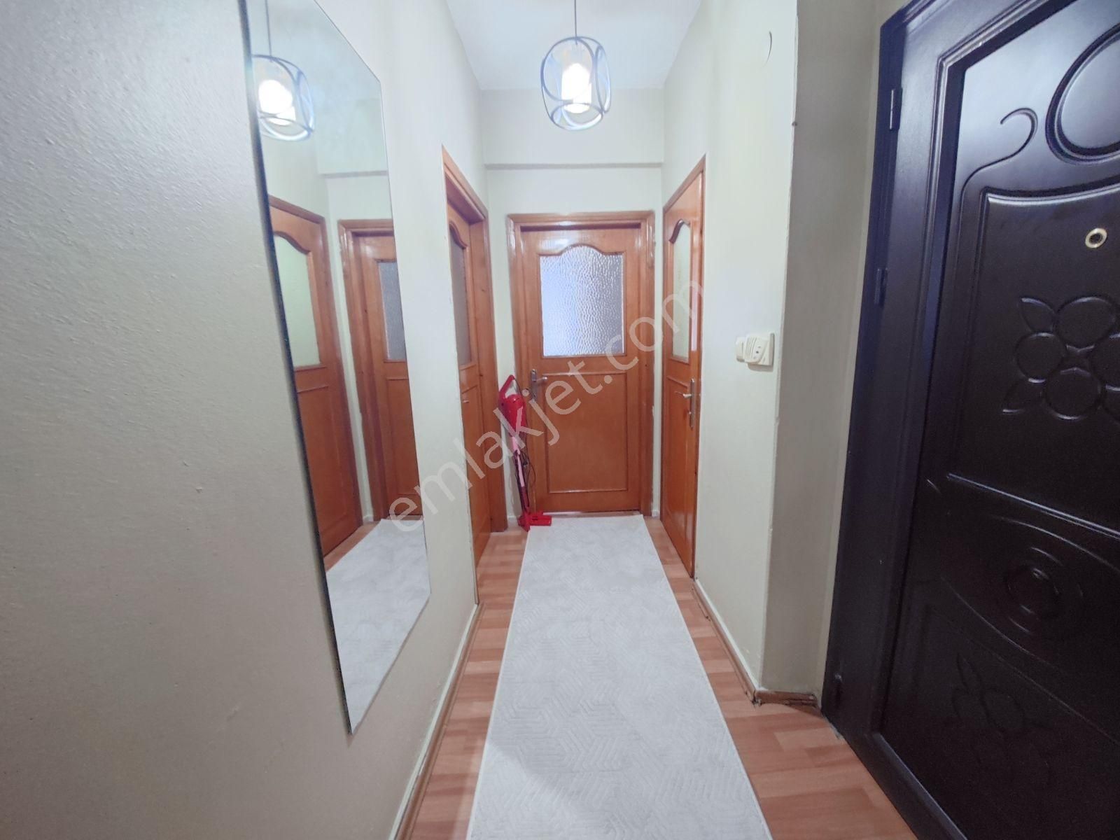 Tepebaşı Camii'ne, Ana Caddeye Yakin,3+1 110m2 Banyo Wc Ayri - Görsel 6