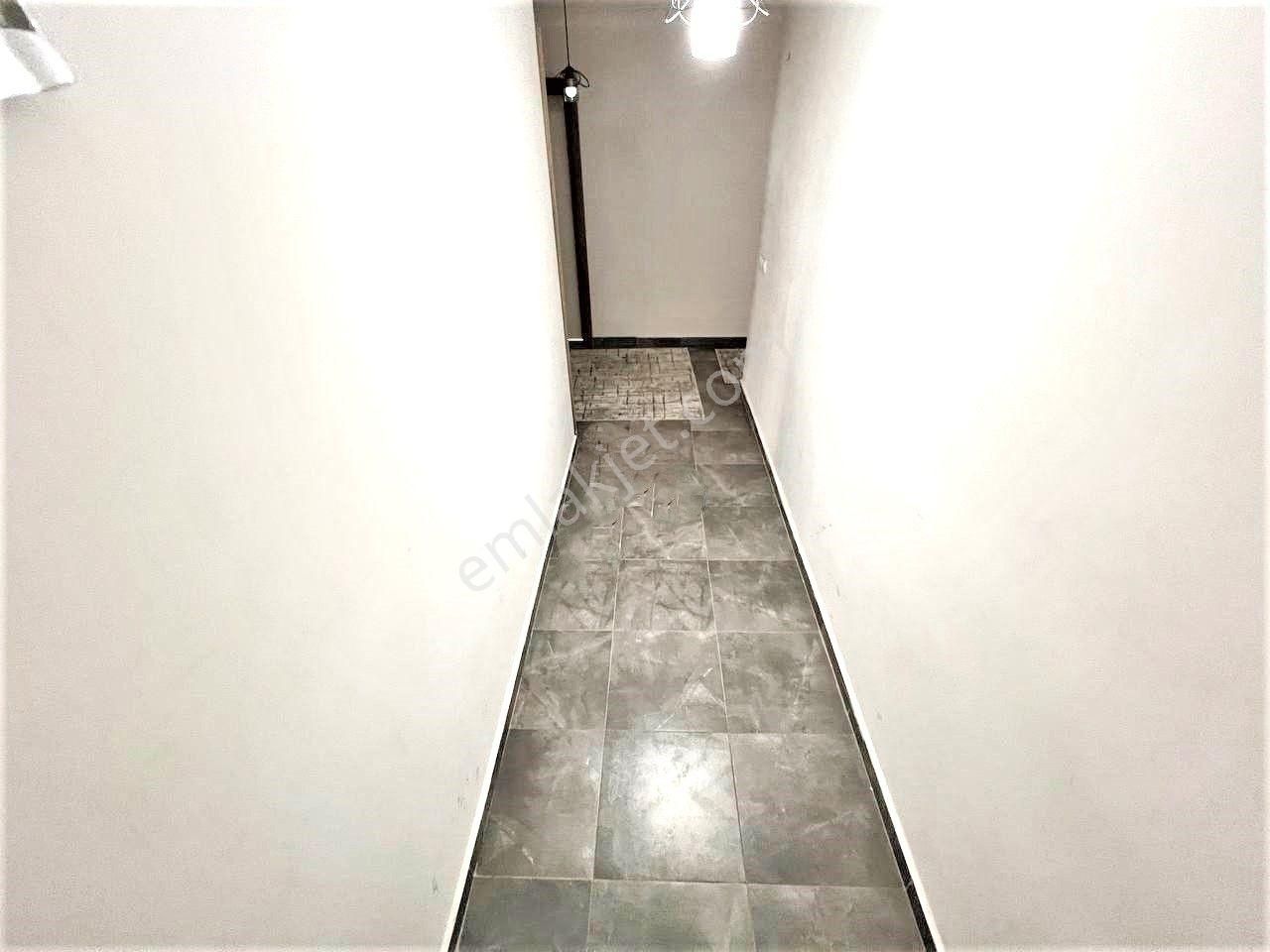 Kadıköy'de Aygülden Nezih Site İçi Havuzlu Ara Kat Ön Cephe Ayrı Mutfak Ebeveynli 3+1 Satılık Daire - Görsel 34