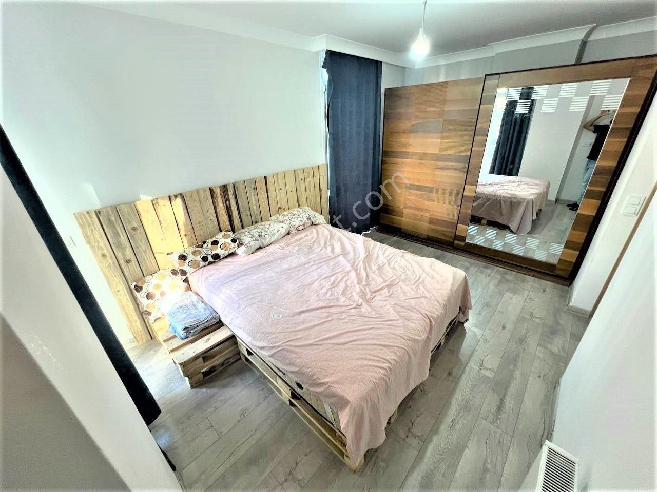 Kadıköy'de Aygülden Nezih Site İçi Havuzlu Ara Kat Ön Cephe Ayrı Mutfak Ebeveynli 3+1 Satılık Daire - Görsel 14