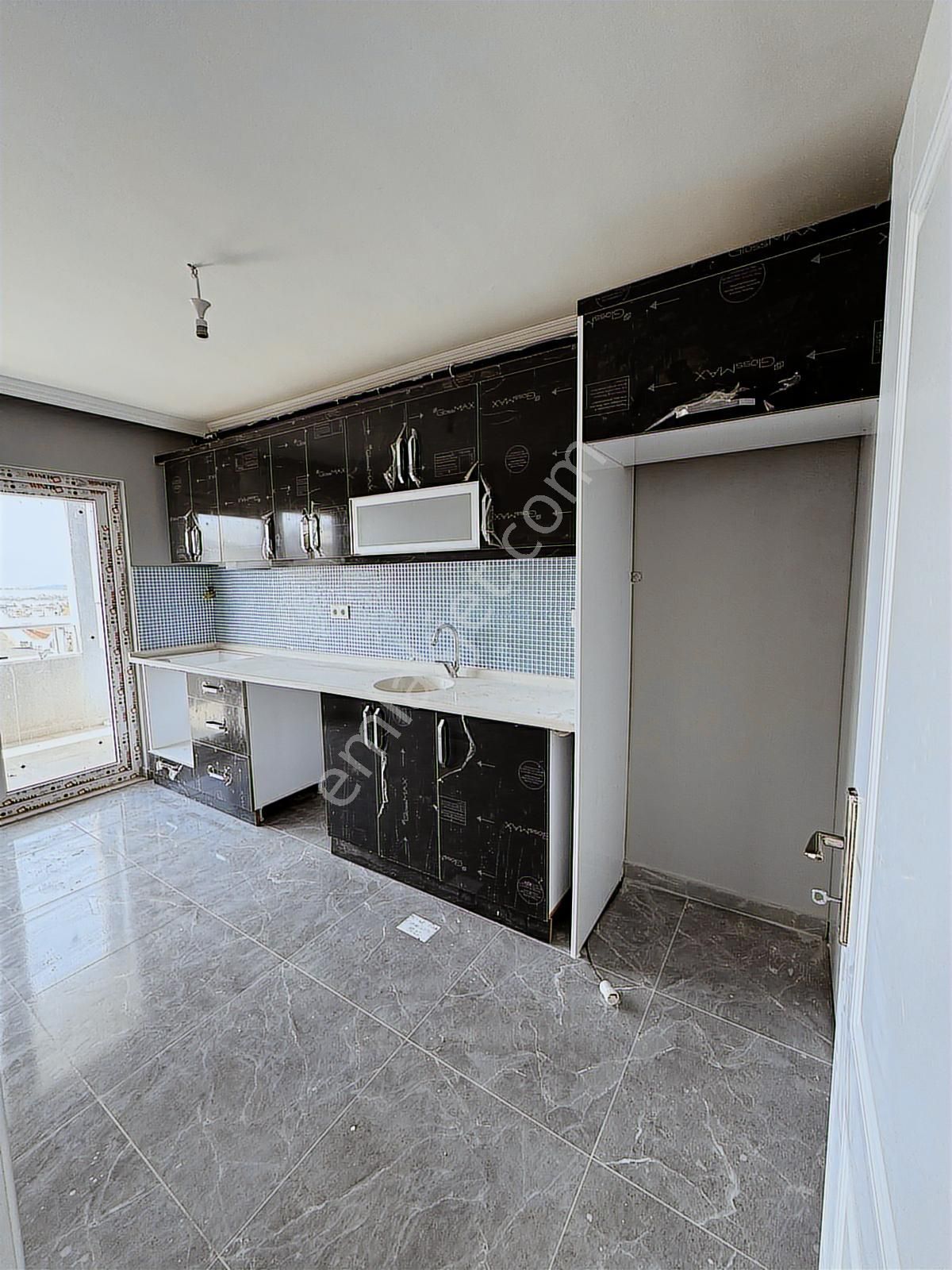 Akçalarda Göl Manzaralı Yerden Isıtmalı Sıfır 3+1 Dubleks Daire - Görsel 23