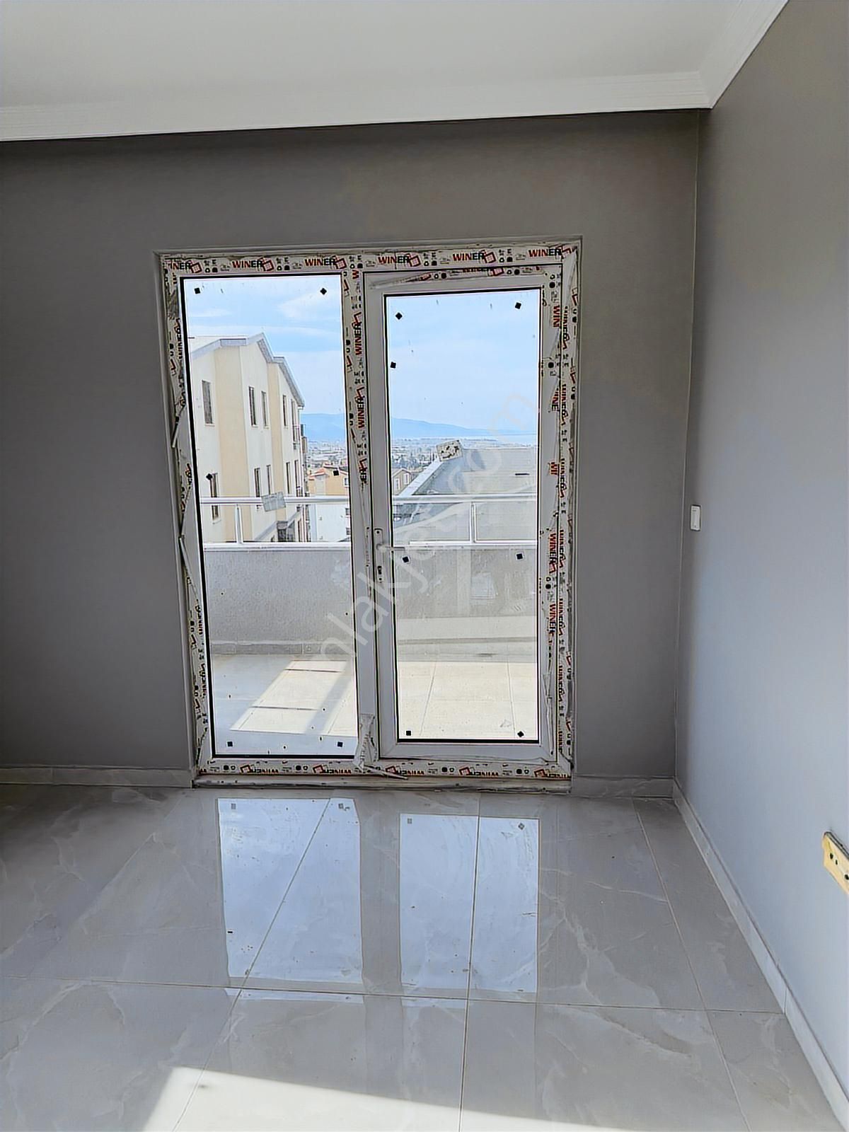 Akçalarda Göl Manzaralı Yerden Isıtmalı Sıfır 3+1 Dubleks Daire - Görsel 28