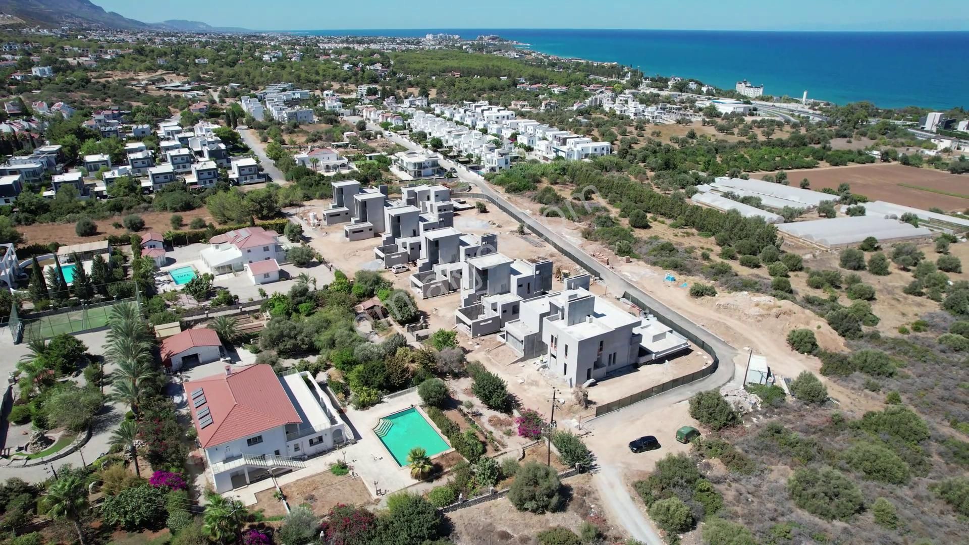 Girne Edremit'te Deniz Manzaralı Satılık 5+1 Ultra Lüks Villa !! - Görsel 2