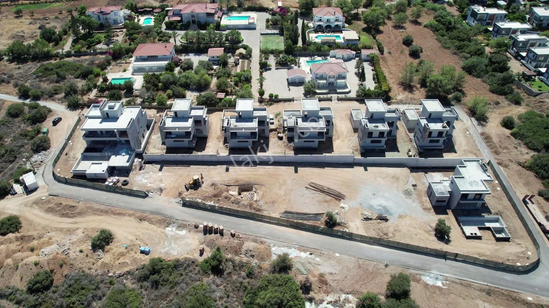 Girne Edremit'te Deniz Manzaralı Satılık 5+1 Ultra Lüks Villa !! - Görsel 3
