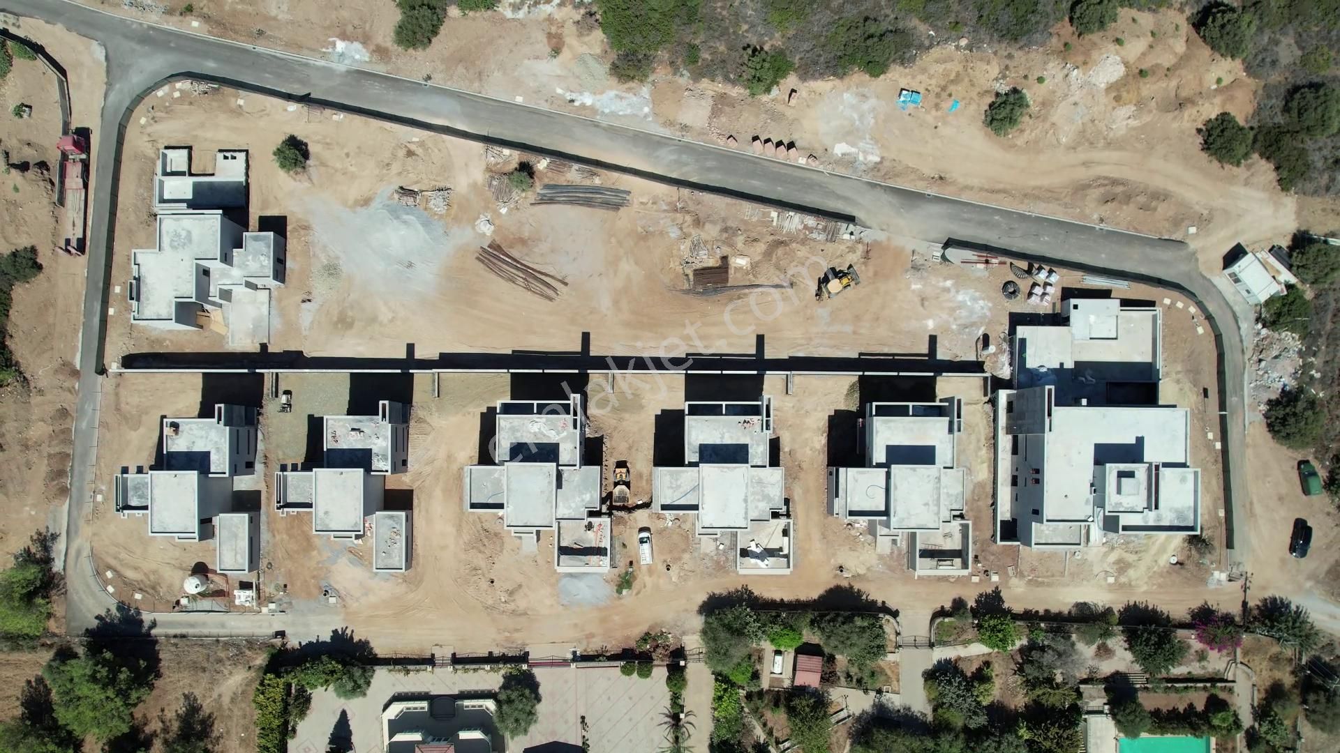 Girne Edremit'te Deniz Manzaralı Satılık 5+1 Ultra Lüks Villa !! - Görsel 5