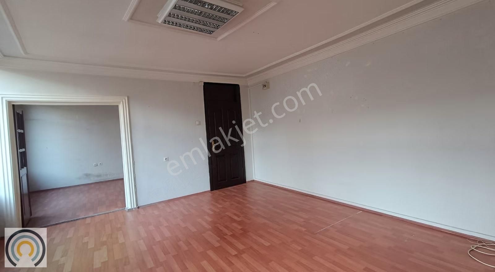 Bulvar Avm Ve Cumhuriyet Meydanına Komşu Kiralık Ofis - Görsel 5