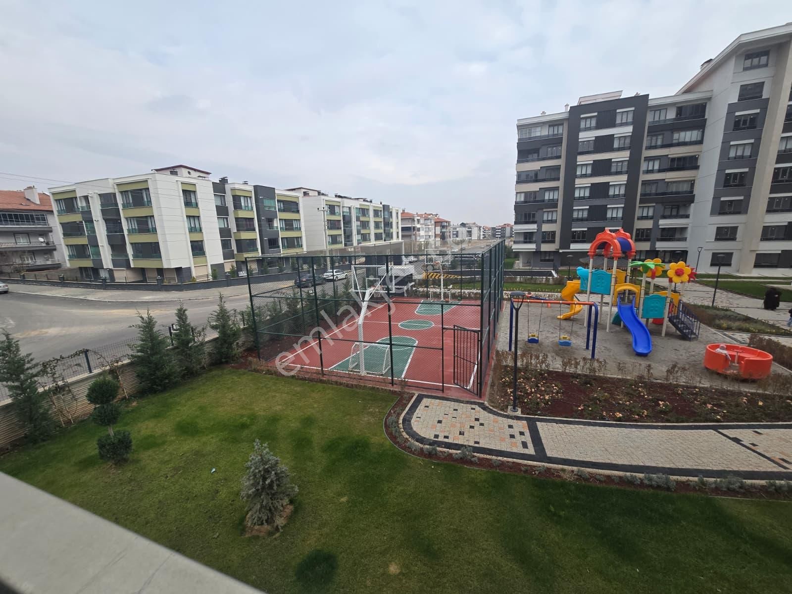 Kristal Palas Konutlarında Satılık Sıfır Daireler