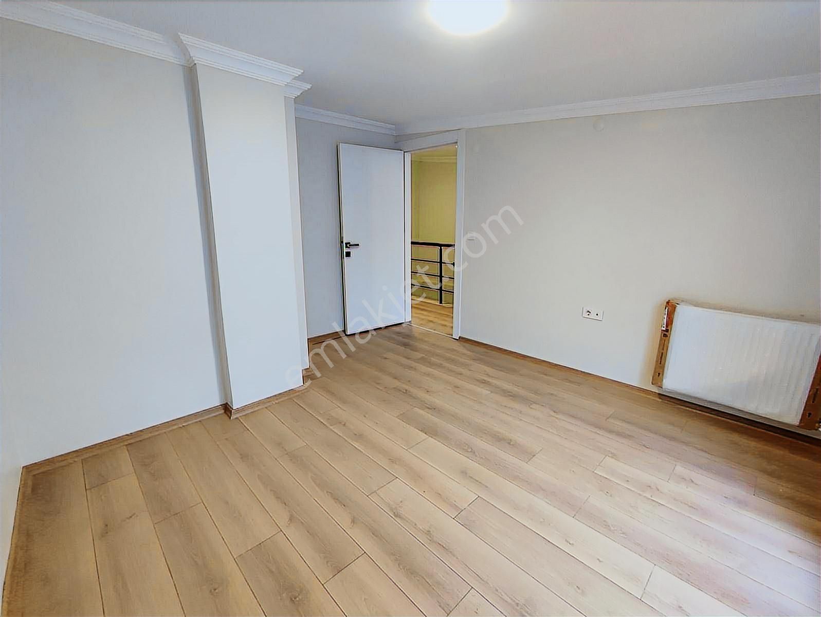 Çiğli Maltepe Caddesinde Sıfır 3+1 Dublek Daire - Görsel 14