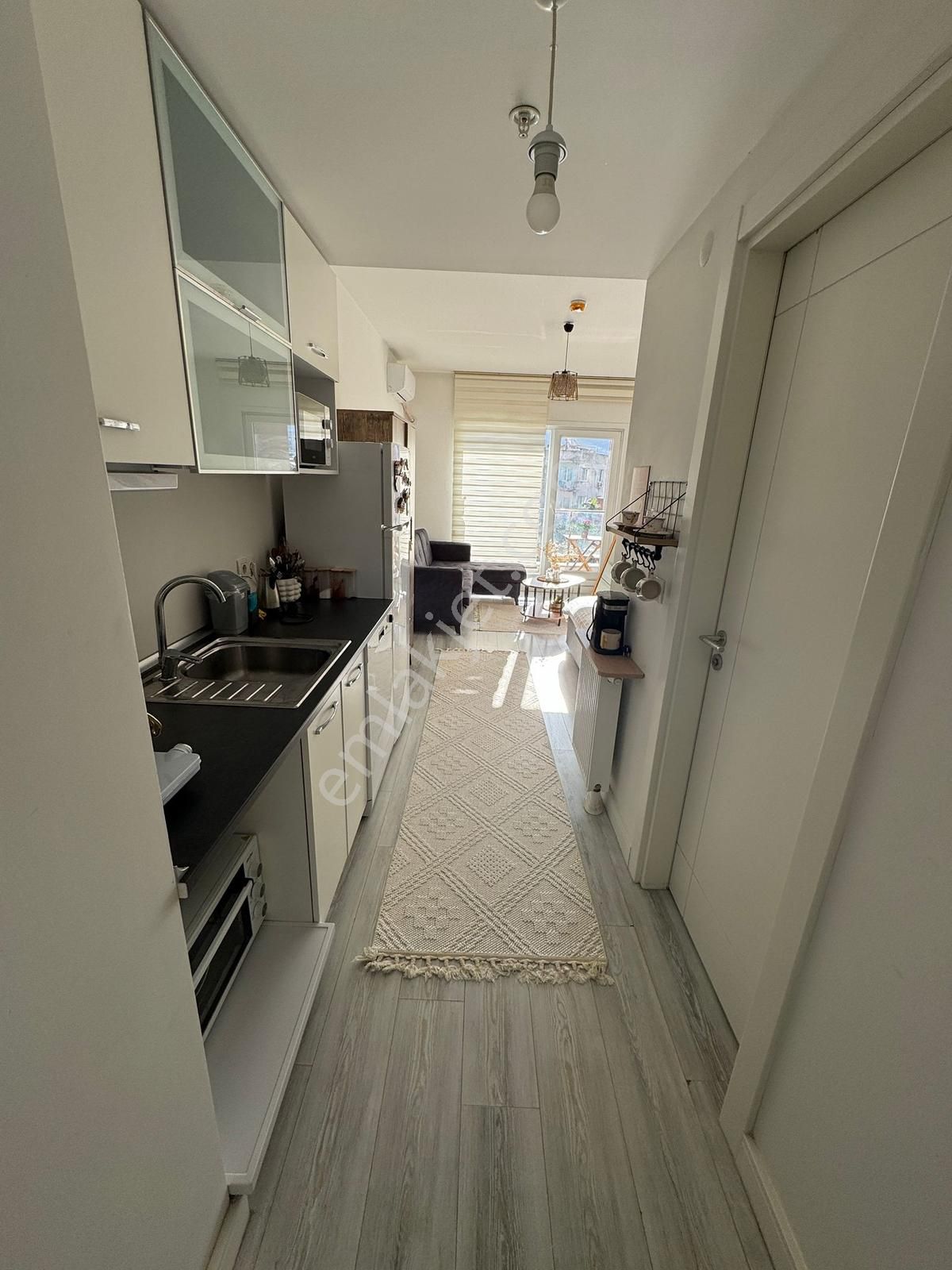 Turyap'tan Dap Yapı İzmir'de Satılık Eşyalı Balkonlu 1+0 Daire - Görsel 8