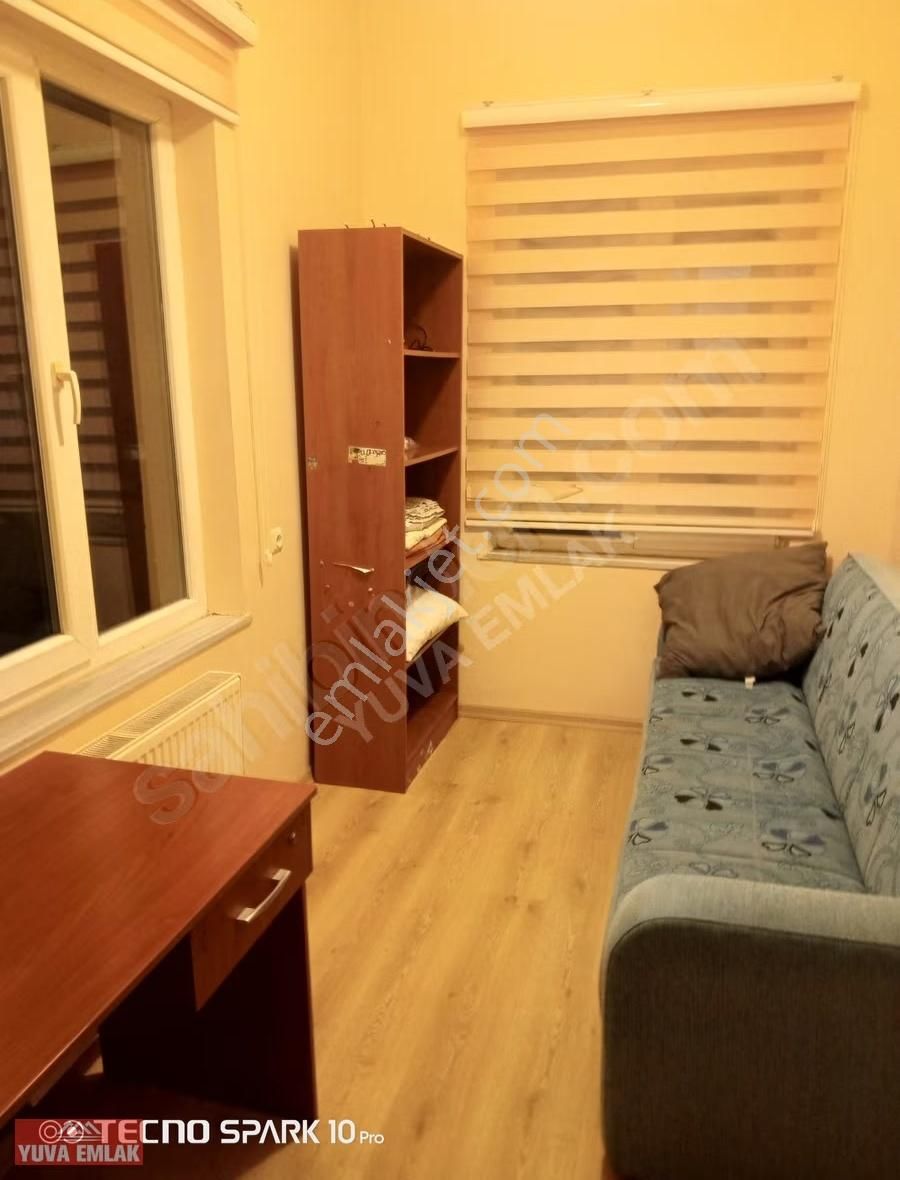 Hürriyet Mahallesinde 5+1 Fırsat Eşyalı Satılık Triplex Villa - Görsel 34