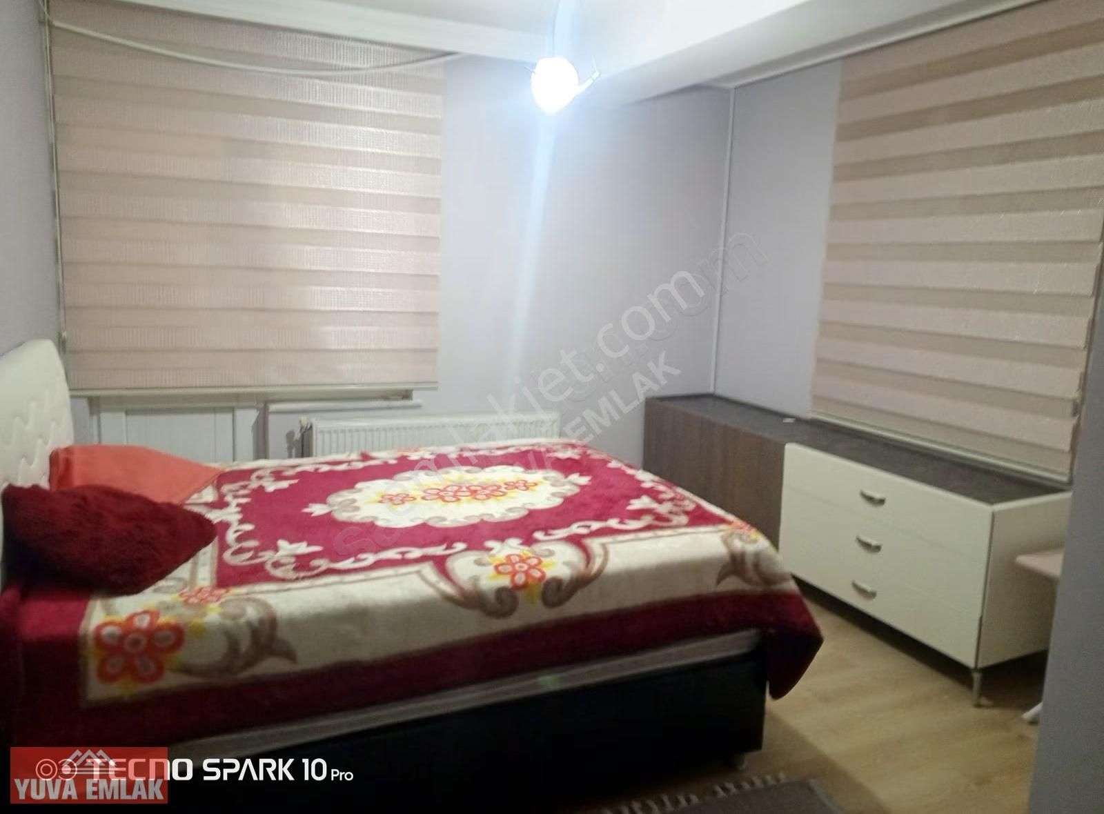 Hürriyet Mahallesinde 5+1 Fırsat Eşyalı Satılık Triplex Villa - Görsel 8