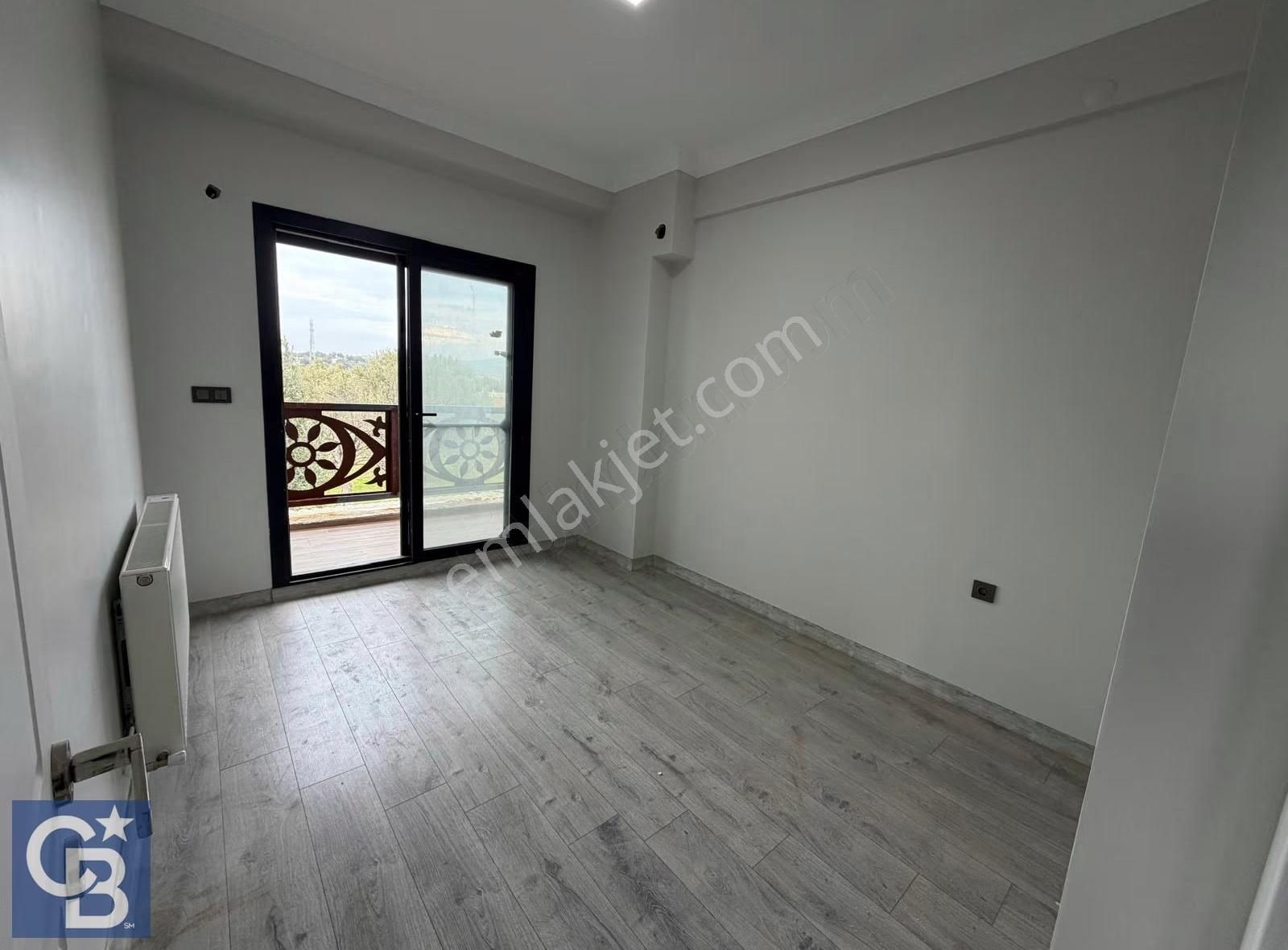 Şakran' Da Satılık 5+1 Geniş Bahçeli Tripleks Villa - Görsel 3