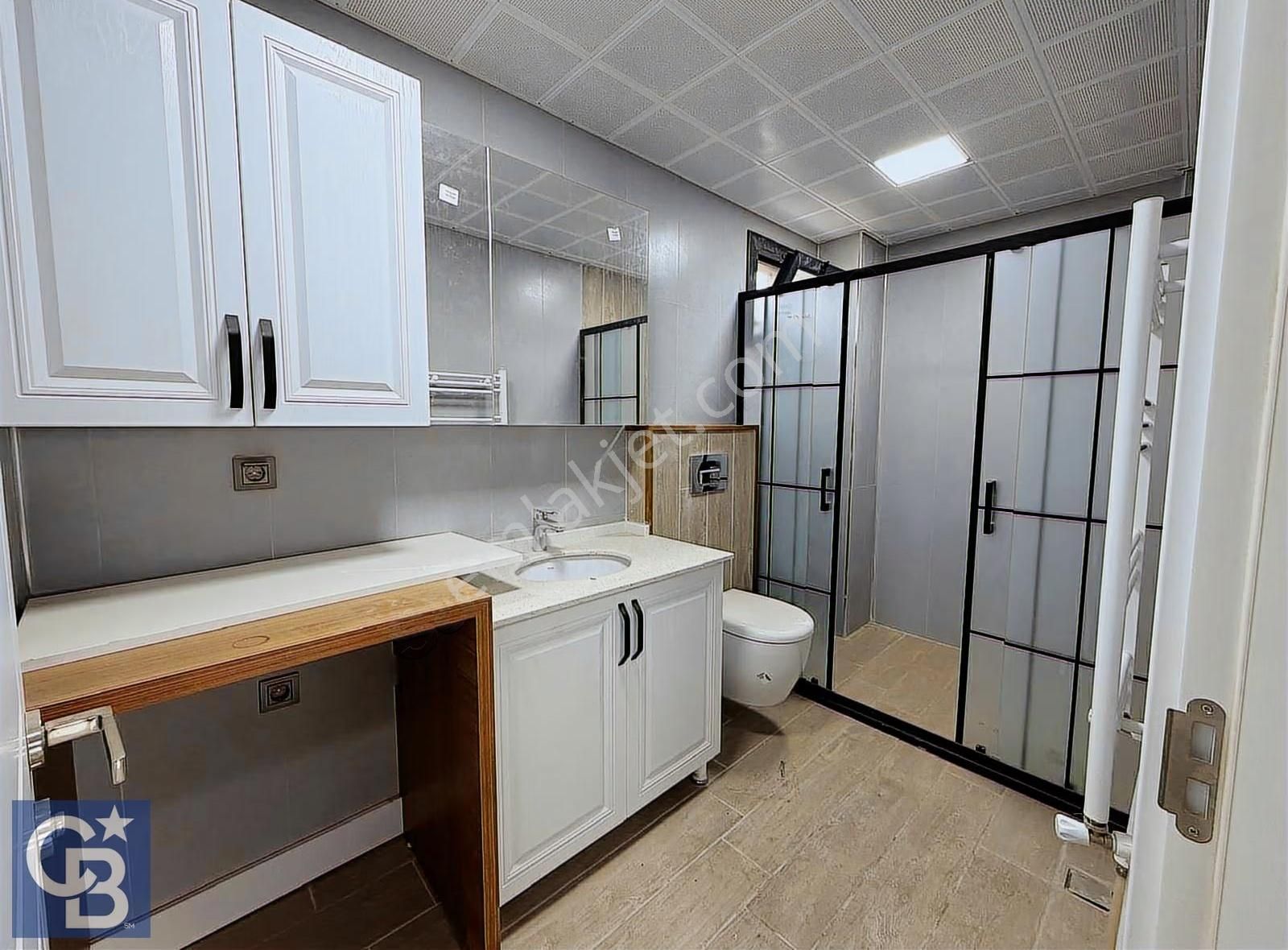 Şakran' Da Satılık 5+1 Geniş Bahçeli Tripleks Villa - Görsel 27