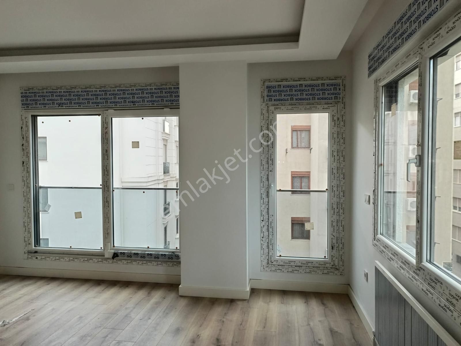 Güvenlikli Sitede,peyzajlı,çocuk Oyun Bahçeli,balkonlu Dairedir. - Görsel 12