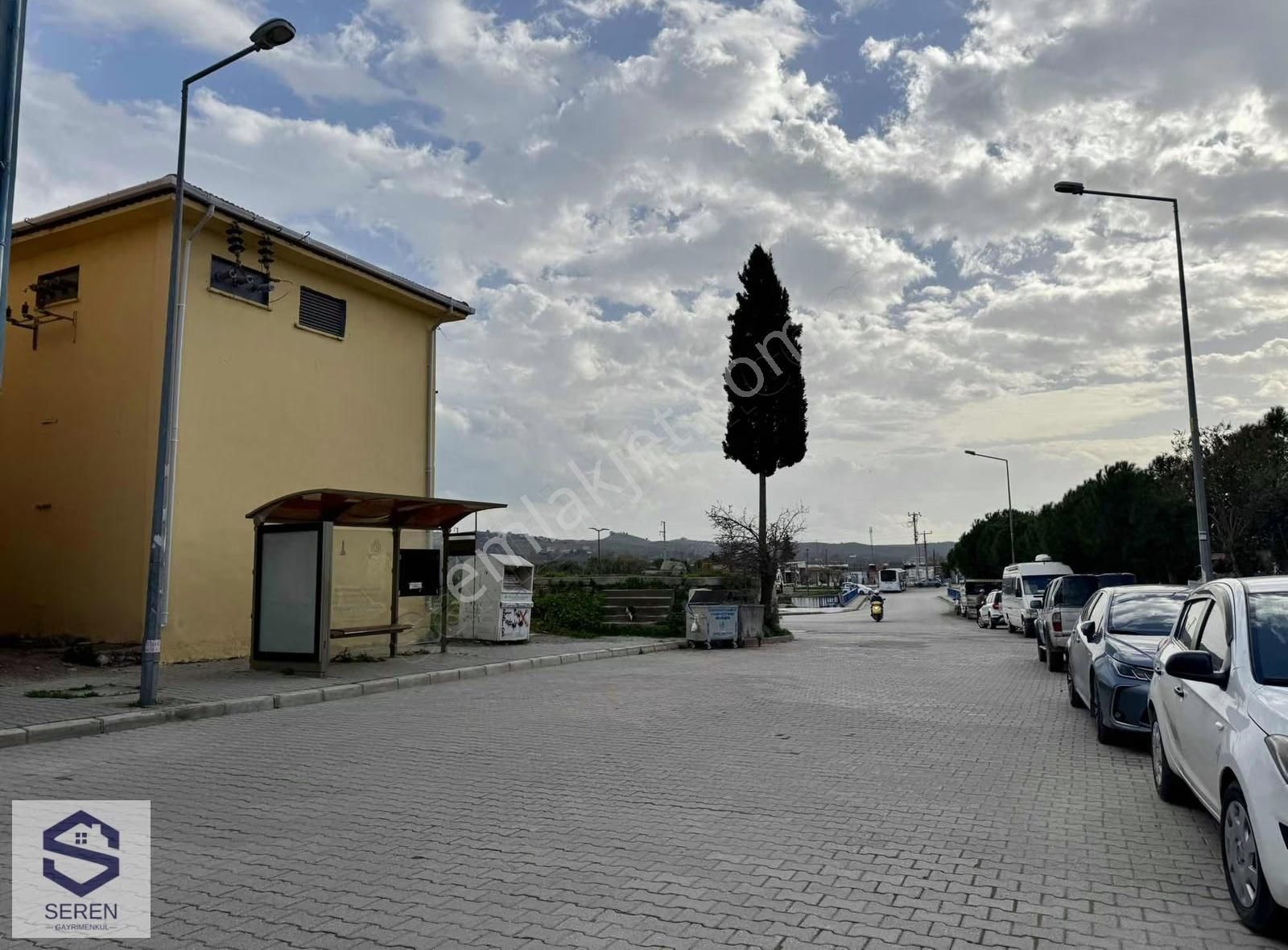 Seferihisar Hıdırlık Mah 2+1 Doğalgazlı Bahçeli Eşyalı Kiralık - Görsel 2