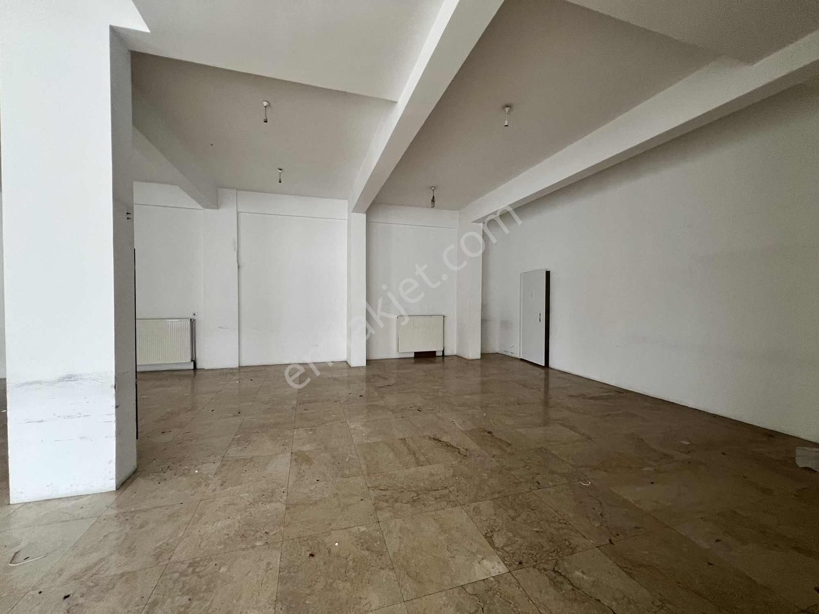Ekin Group'tan Anayola Cephe 570 M2 Kiralık İşyeri - Görsel 15