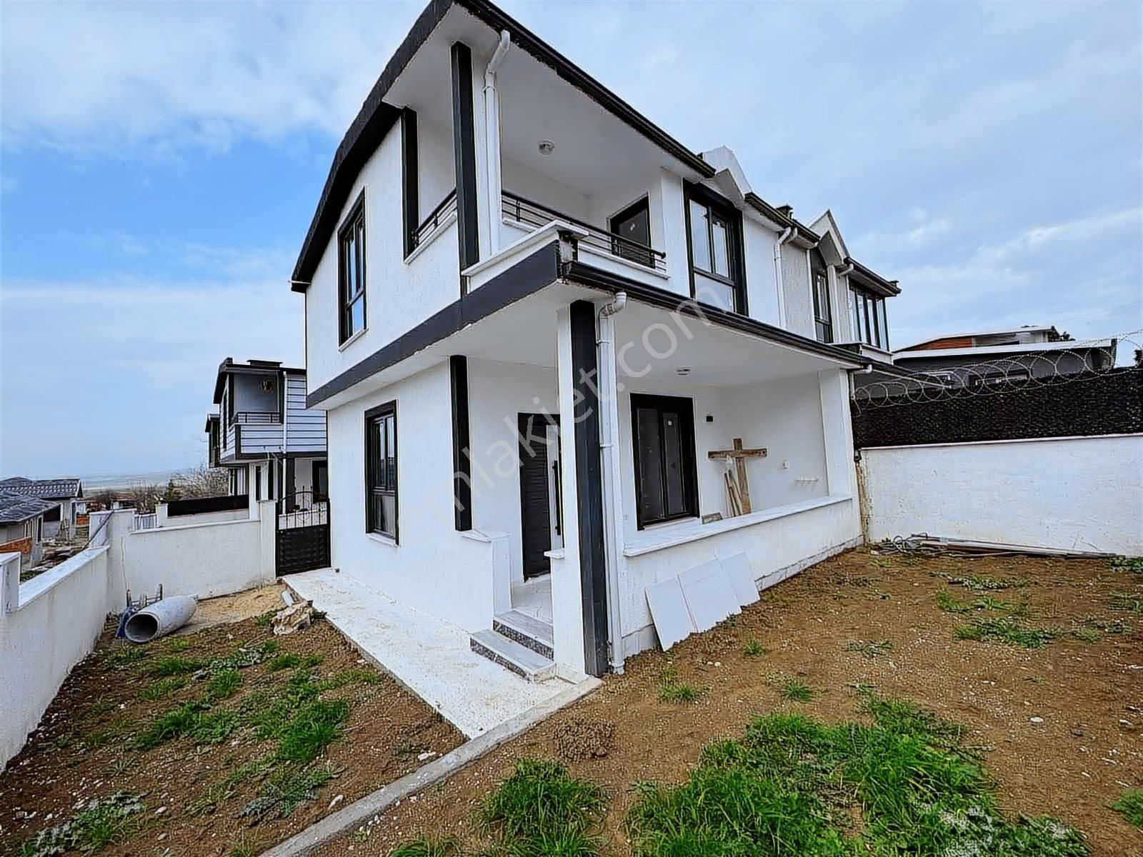 #mega Yapı# Şık Geniş Oturumlu Emsallerinin En Uygunu 2+1 - Görsel 2