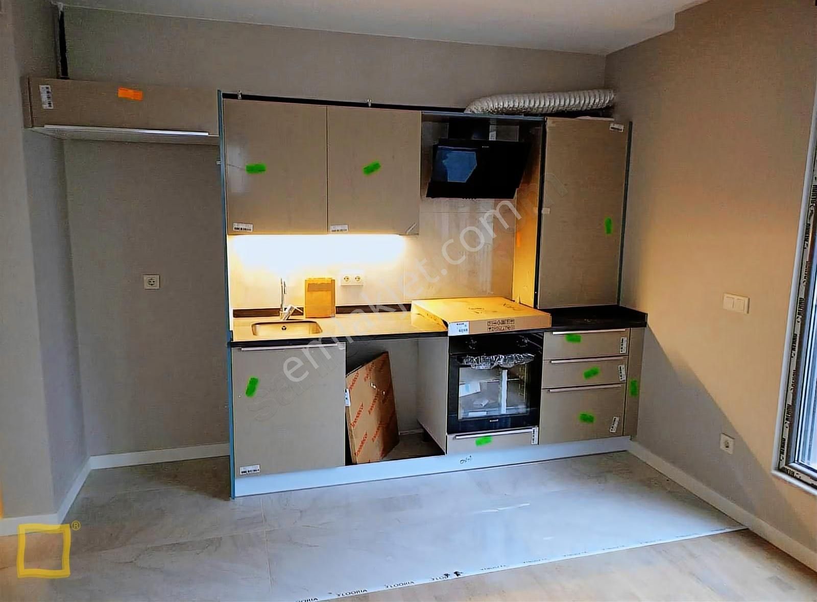 Sudadiye Bağdat A Birinci Paralelde Çamlı Sitesinde 2+1