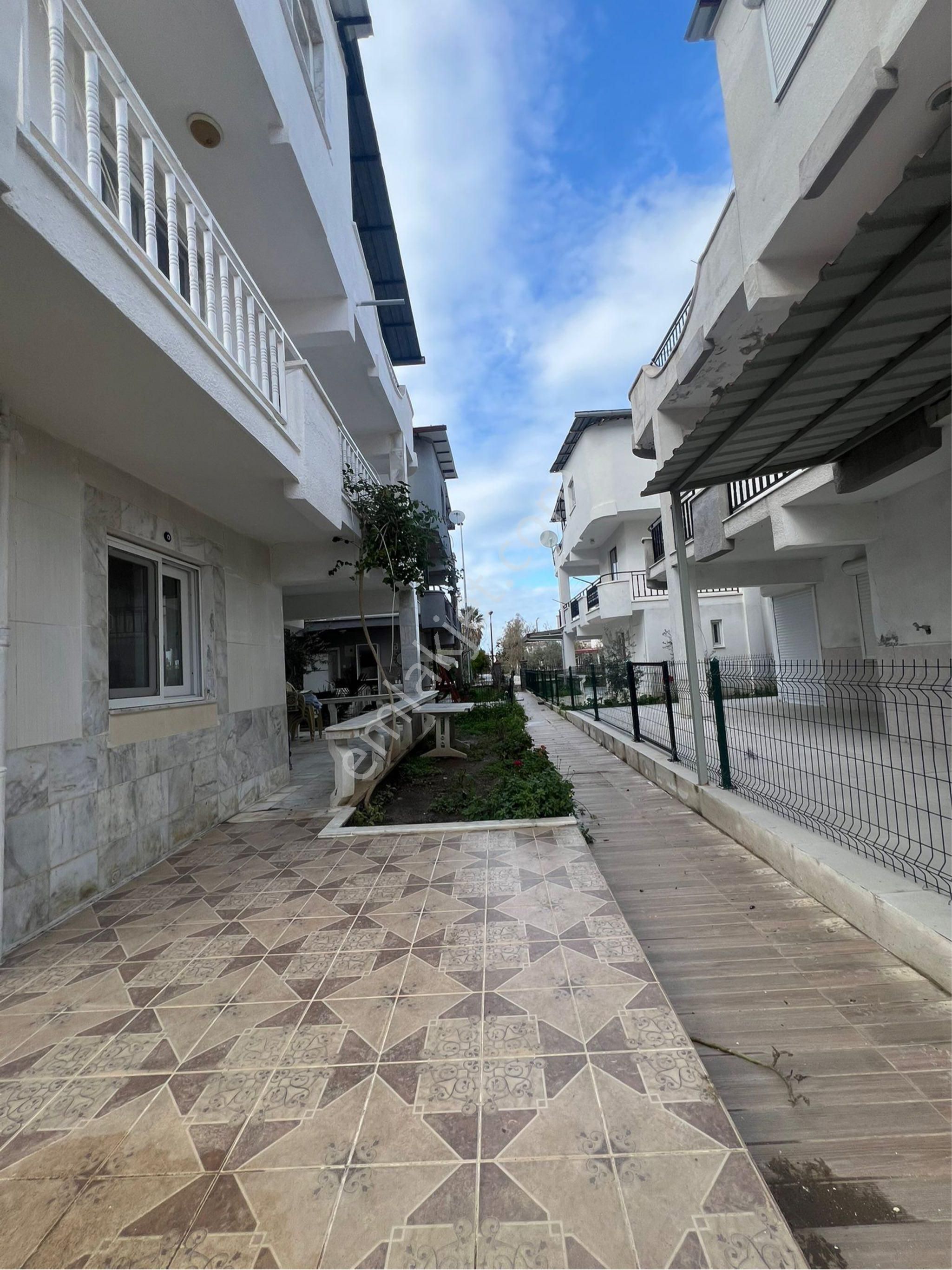 Kuşadası Davutlar’da Köşe Konumlu 3 + 1 Villa Satılık Çok Acil - Görsel 6