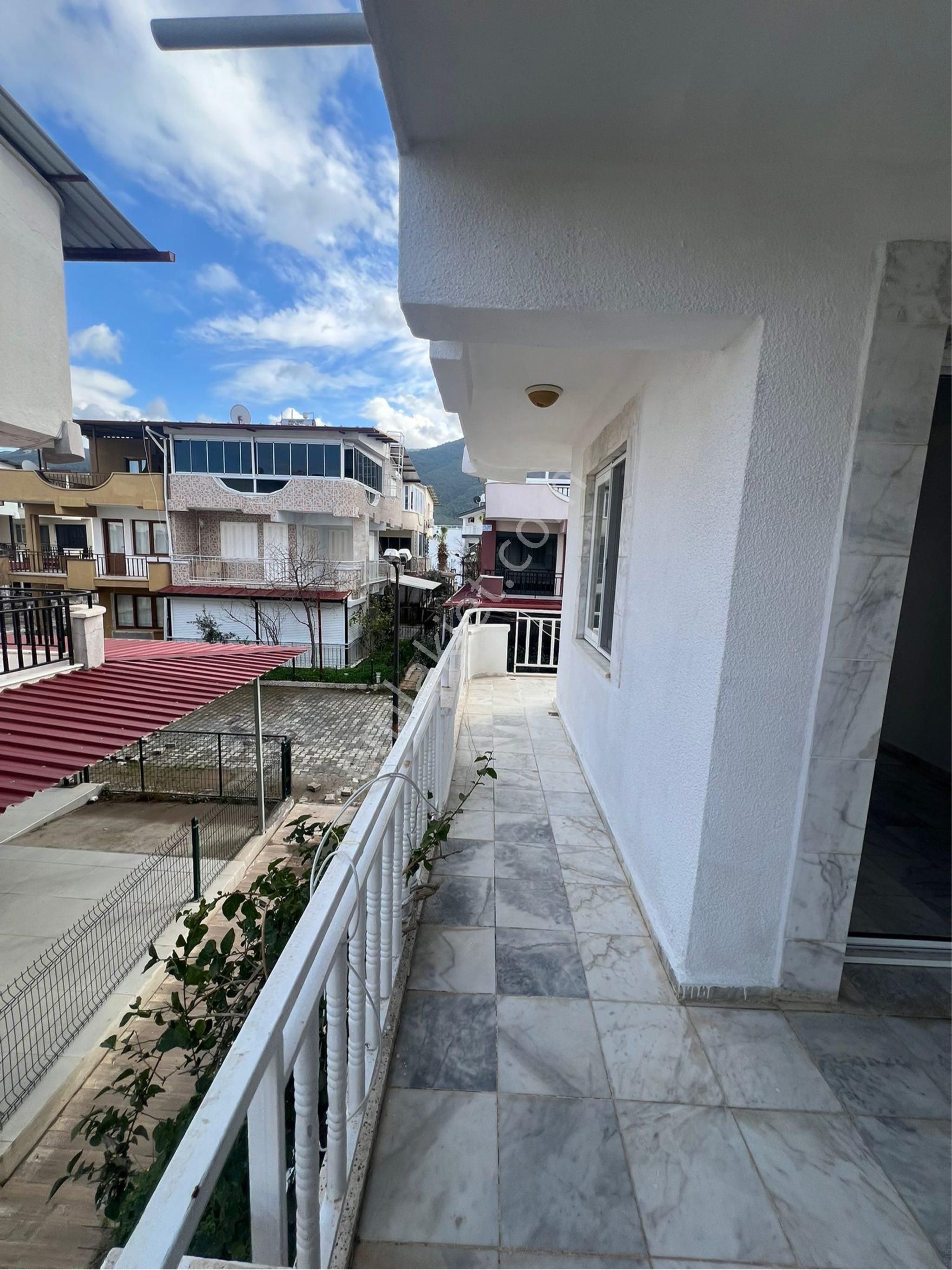 Kuşadası Davutlar’da Köşe Konumlu 3 + 1 Villa Satılık Çok Acil - Görsel 19