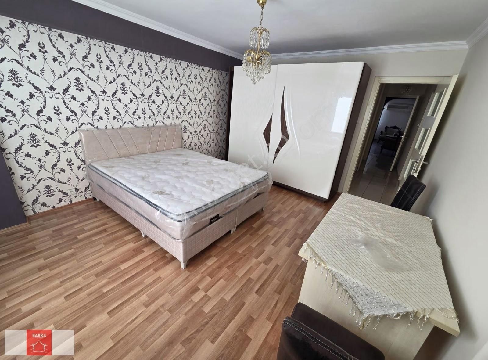 Bornova Merkez Mustafa Kemal Cad. Eşyalı Geniş 2+1 Doğalgazlı - Görsel 19