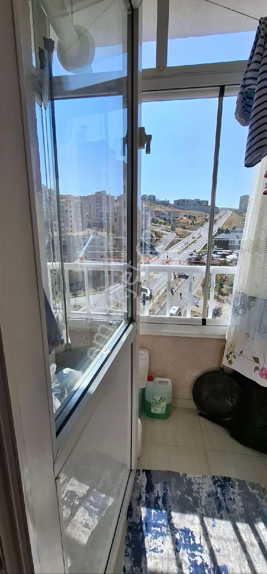 11. Katta Çift Asansörlü İskanlı Borçsuz - Görsel 2