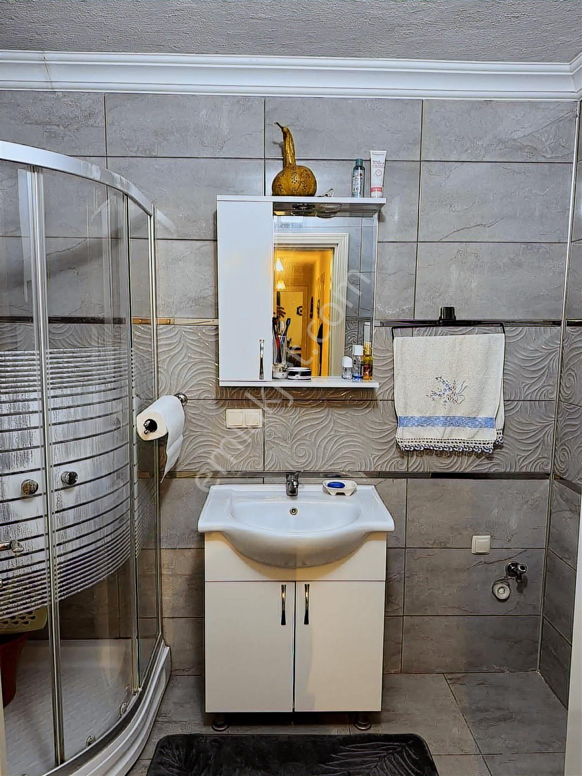 Pascha Emlak'tan Satılık Bahçeli 2+1 Ayrı Mutfak Masrafsız Daire - Görsel 37