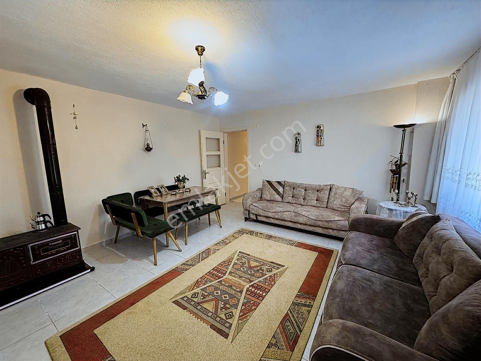 Pascha Emlak'tan Satılık Bahçeli 2+1 Ayrı Mutfak Masrafsız Daire - Görsel 16