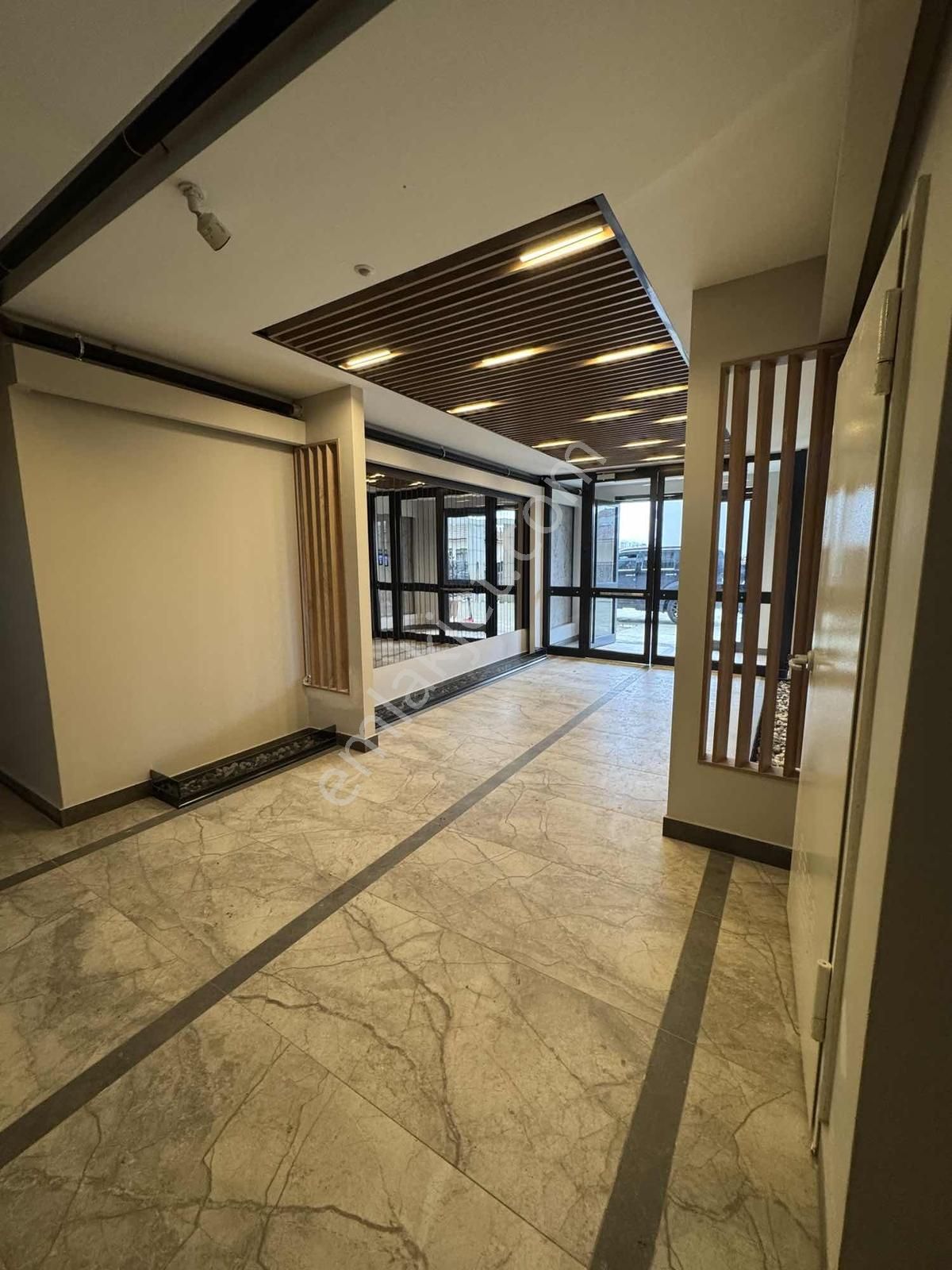 Kaşüstü Mh Satılık 3+1 Rezidans Daire - Görsel 5